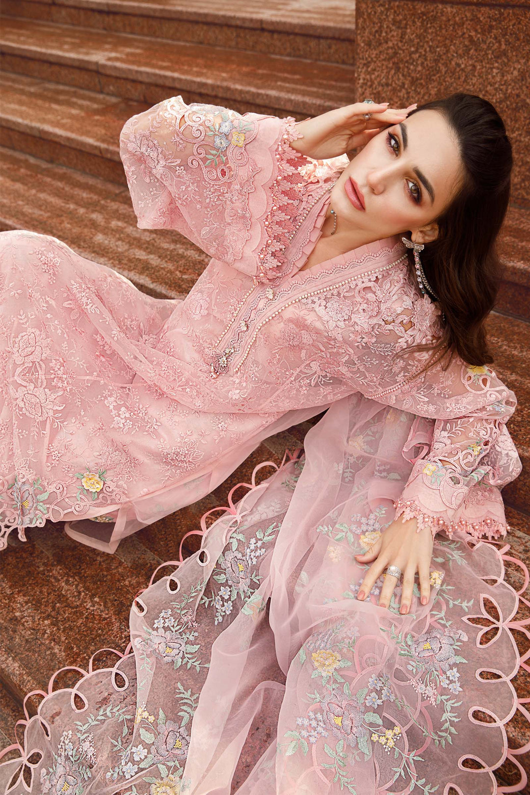MARIA B EMBROIDED UNSTITCHED LAWN D-2304-A - Riwayat-e-khas