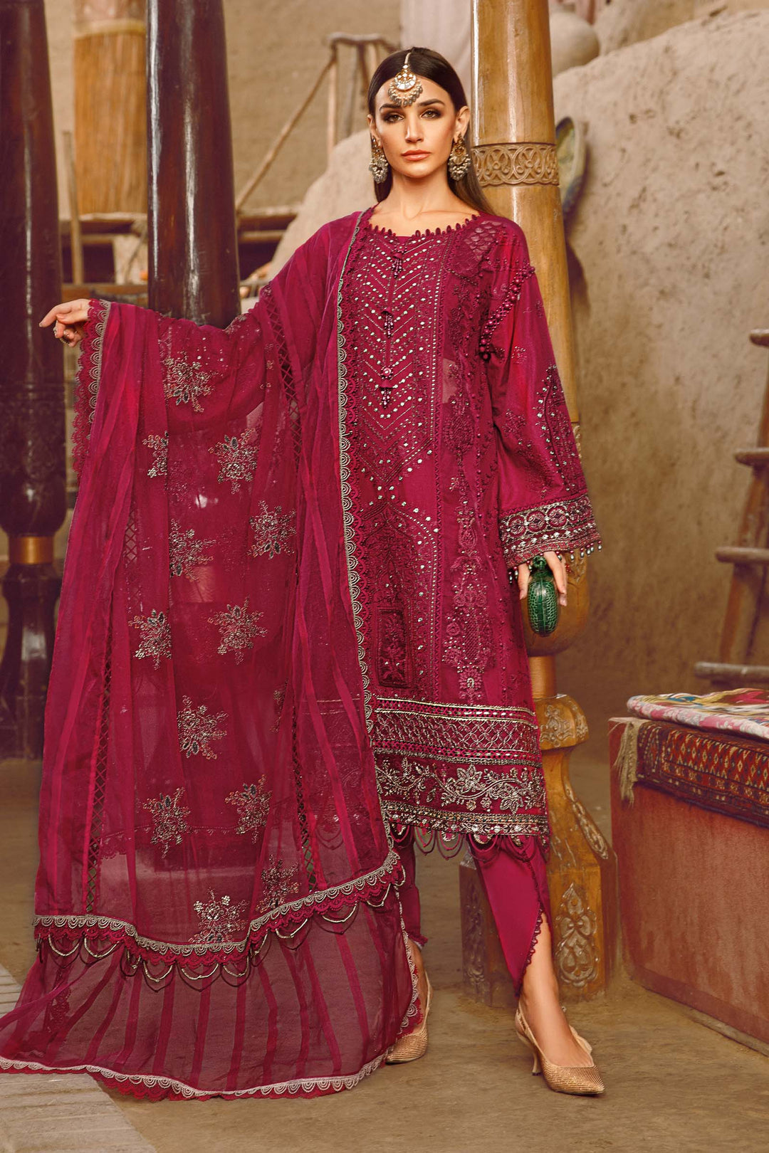 MARIA B EMBROIDED UNSTITCHED LAWN D-2311-B - Riwayat-e-khas
