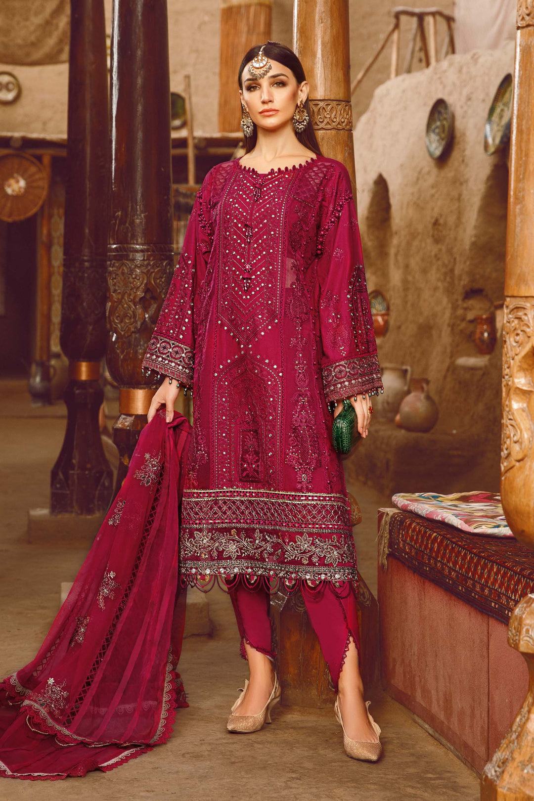 MARIA B EMBROIDED UNSTITCHED LAWN D-2311-B - Riwayat-e-khas