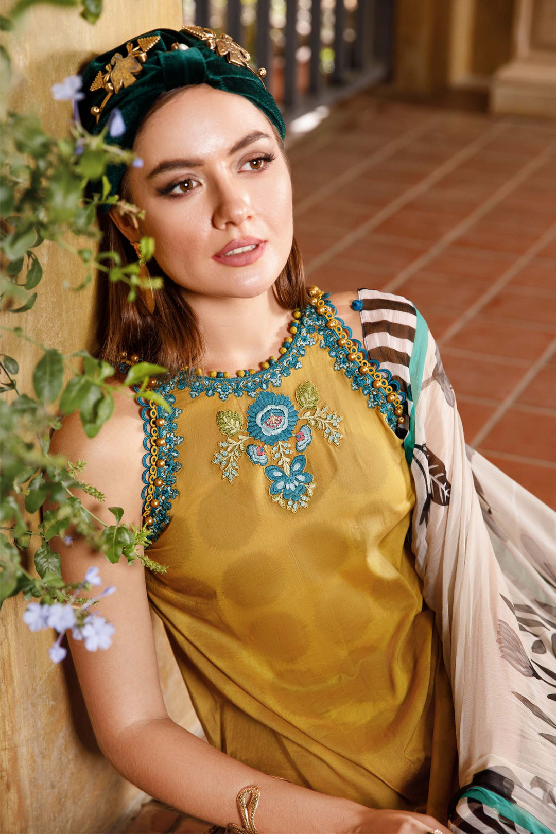 MARIA B PRINTED UNSTITCHED LAWN MPT-1711-B - Riwayat-e-khas