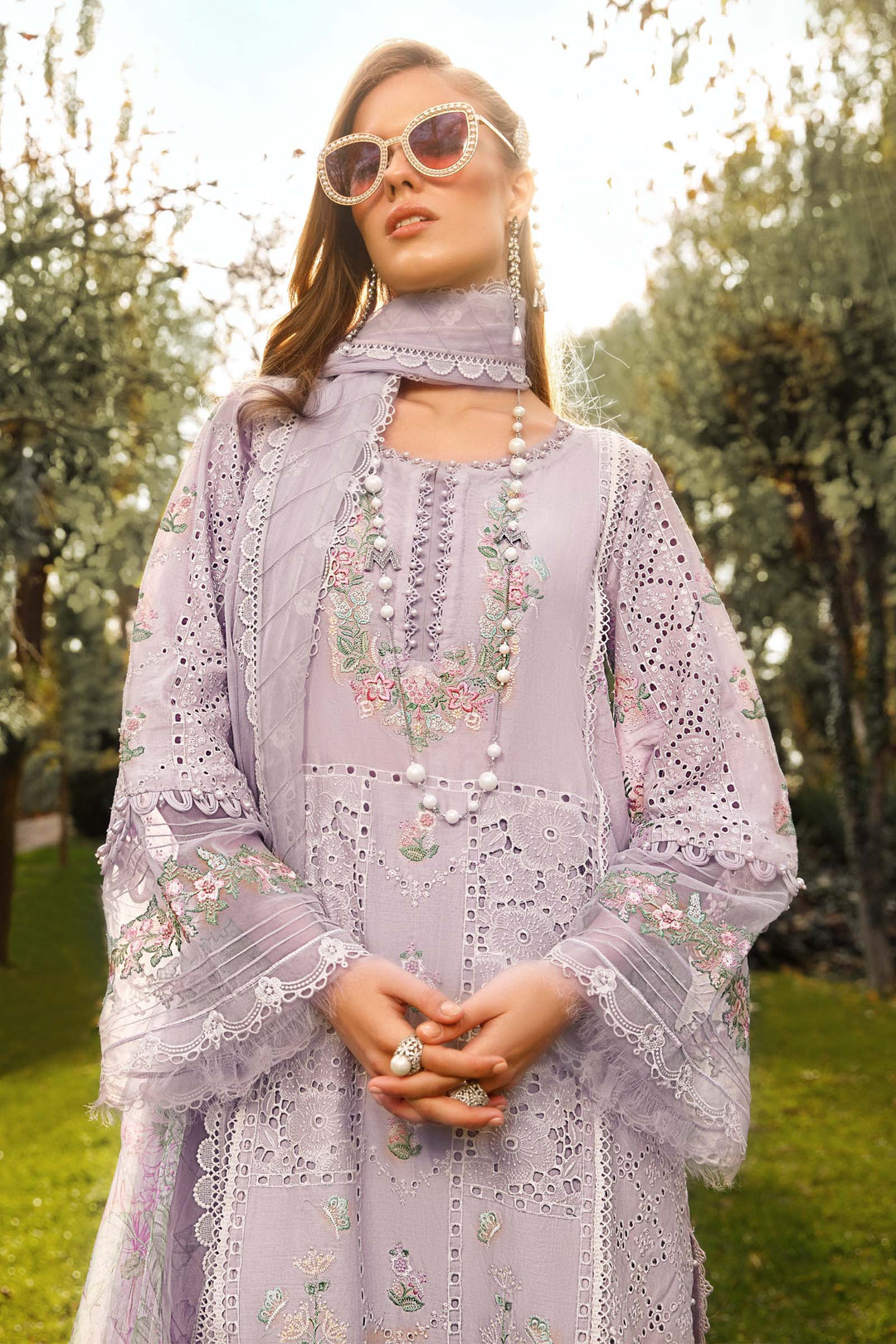 MARIA B EMBROIDED UNSTITCHED LAWN D-2309-B - Riwayat-e-khas