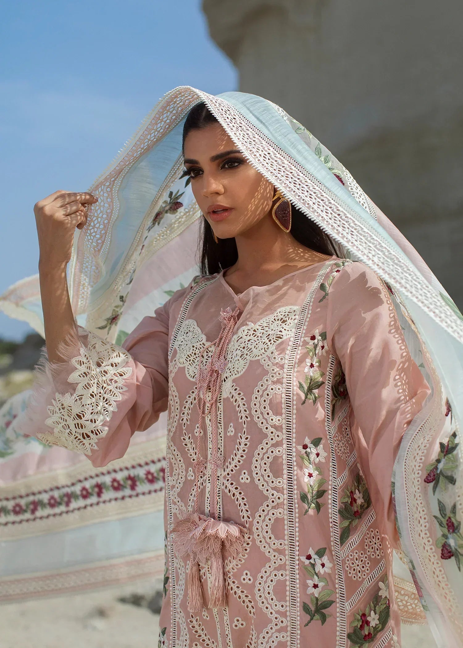 CRIMSON LUXURY LAWN 2022 – UNSTITCHED – CRIMSON -Sicilian Summer – 2B – Rose - Riwayat-e-khas