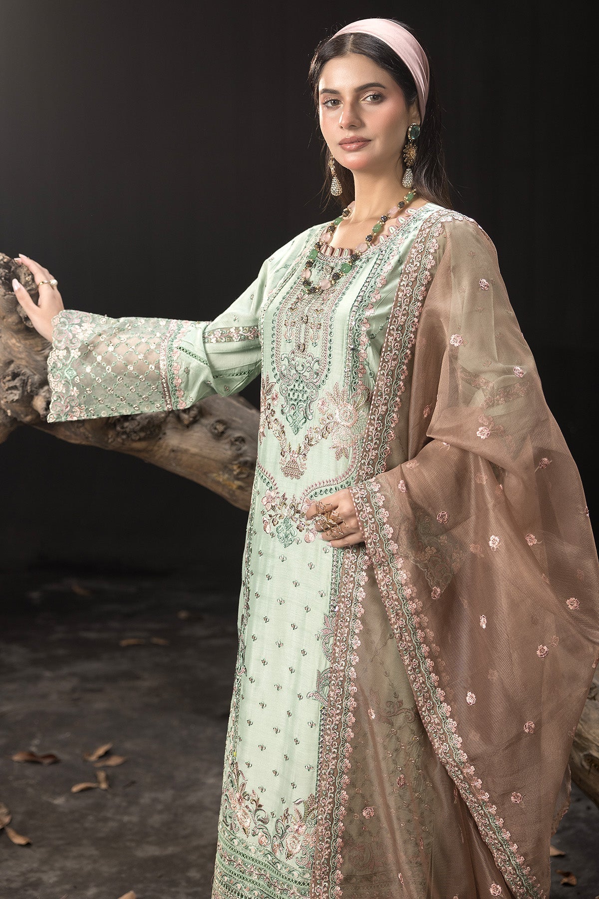 Imrozia Premium | Gulzar e Dil | I.P-99 Naghma