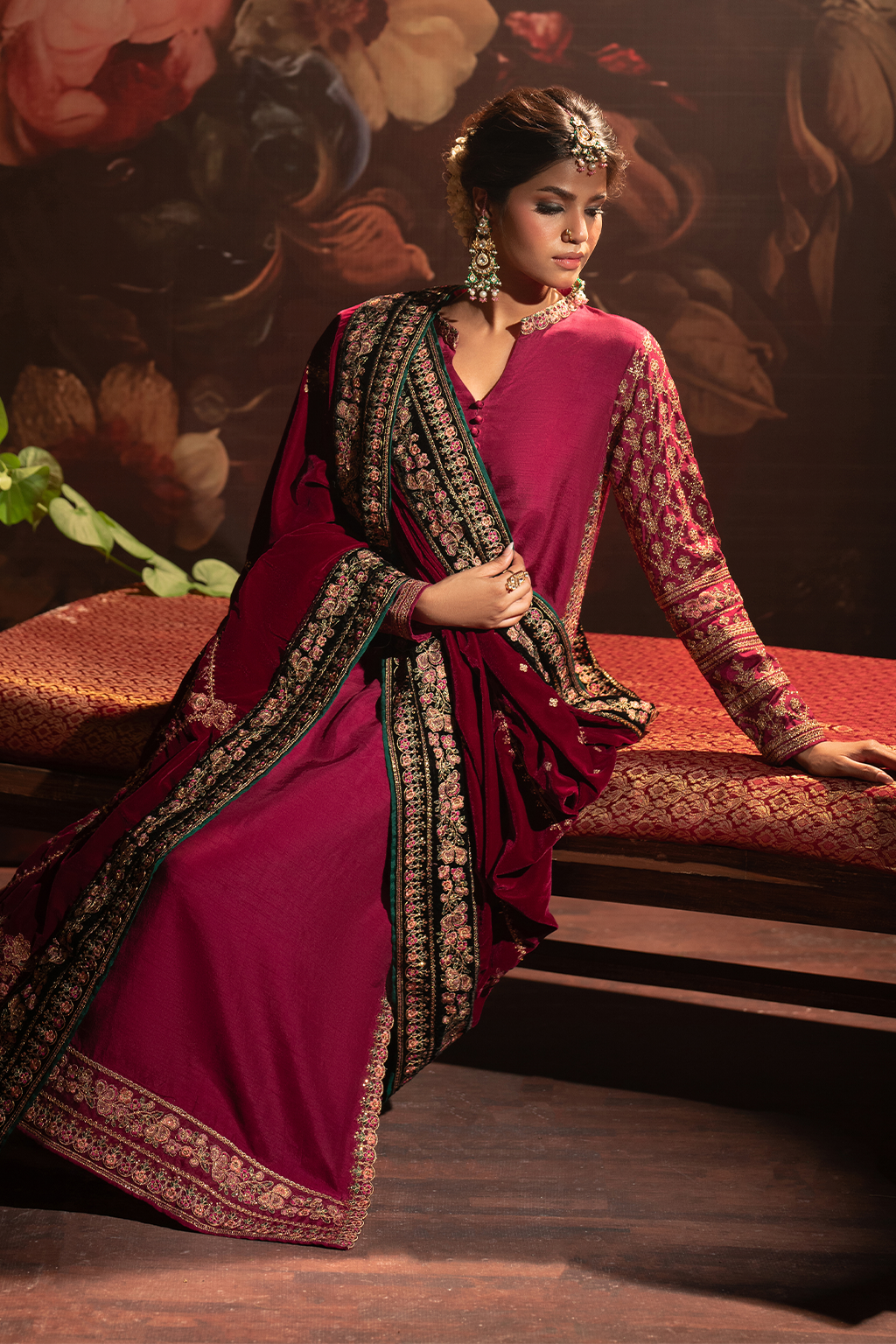 Iznik | Exclusive Velvet | IV-42