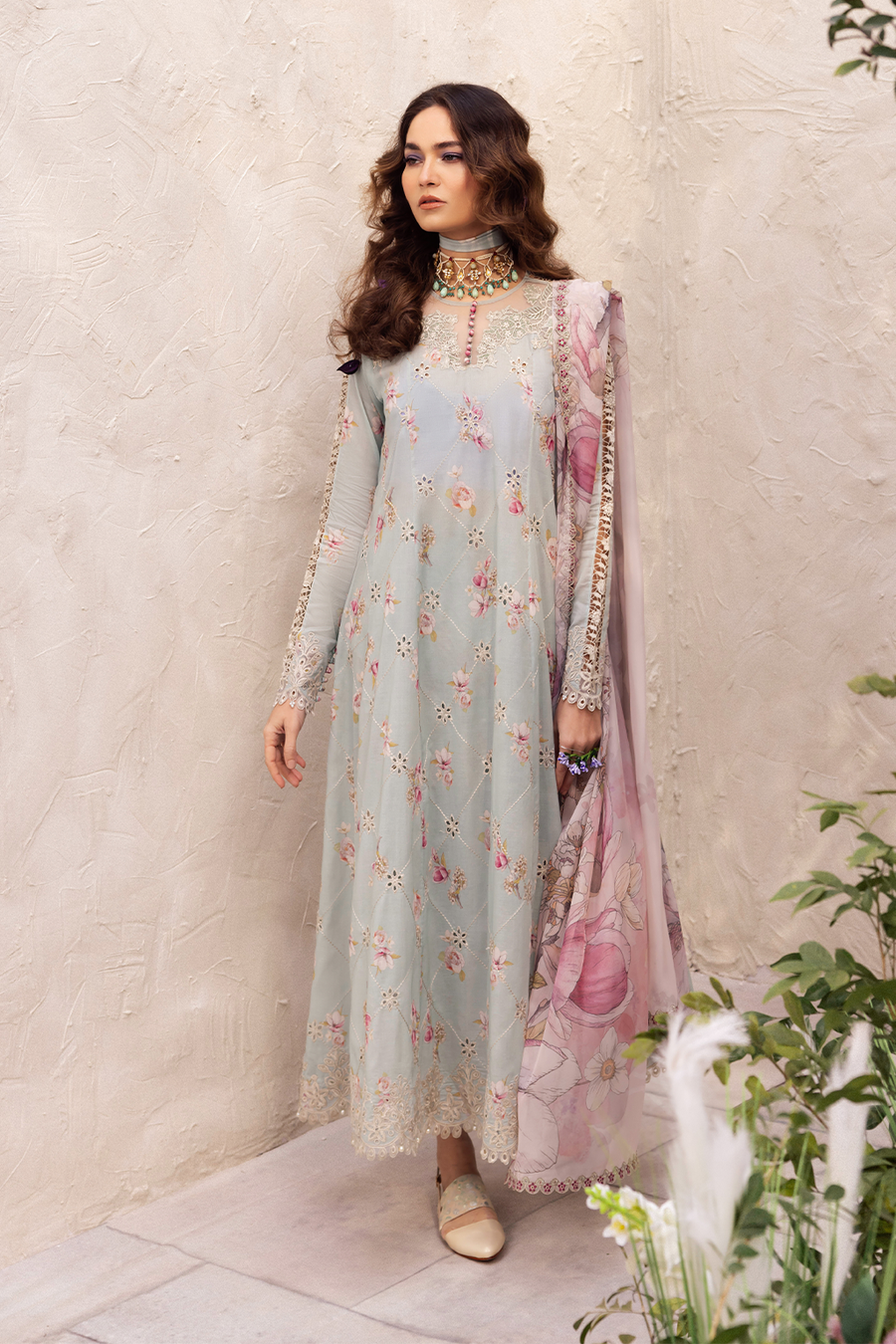 Iznik | Dahlia Embroidered Lawn | DL-10 - House Of Anaya