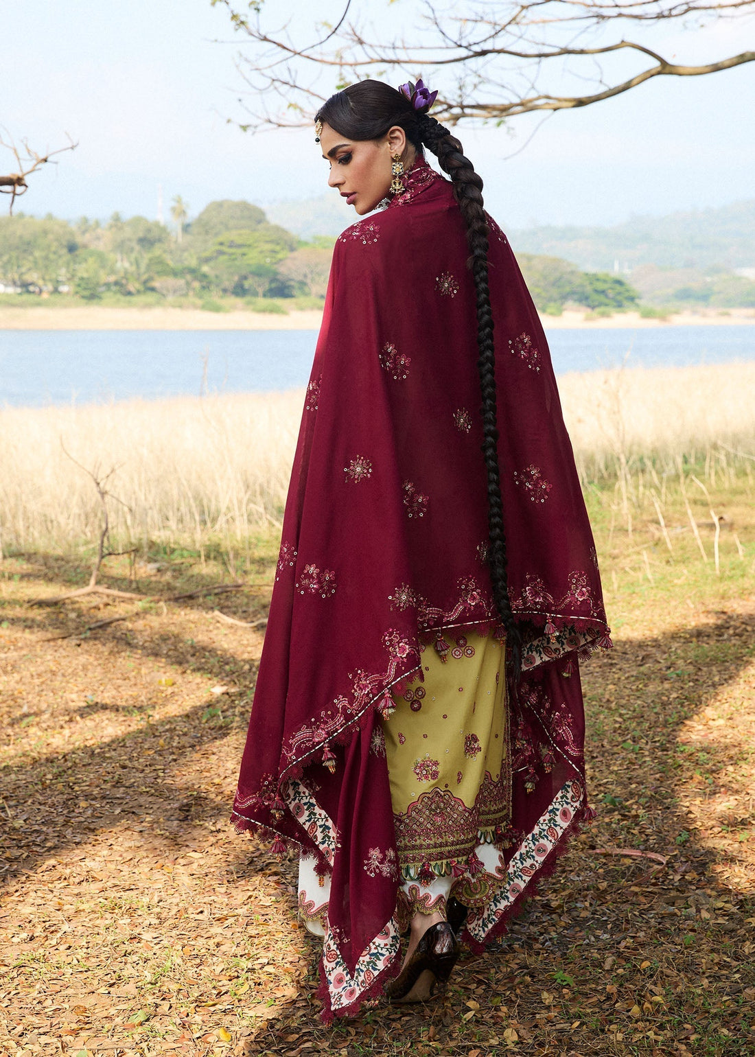 Hussain Rehar | Luxury Lawn 25 | Minted