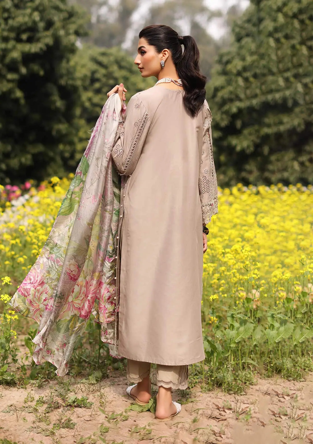 Kahf Premium | Festive Lawn 24 | KFL-12 HEER - House of Zarish