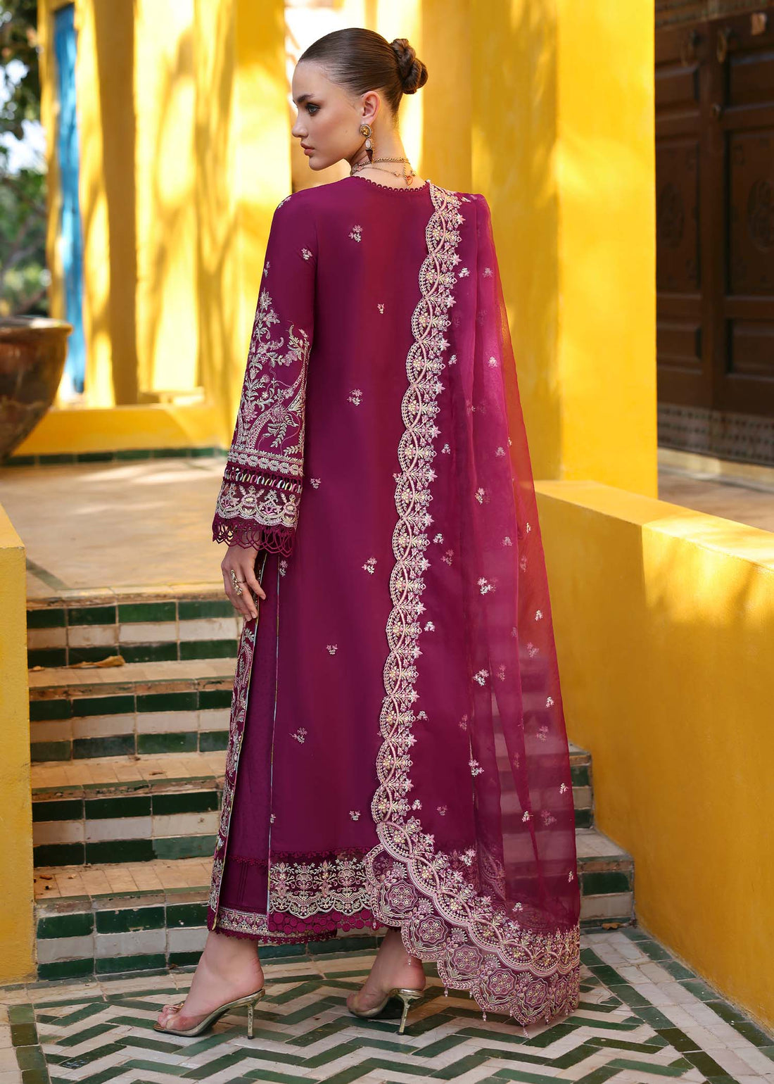 Kanwal Malik | Elysia Luxury Lawn 25 | Lavena - House Of Anaya
