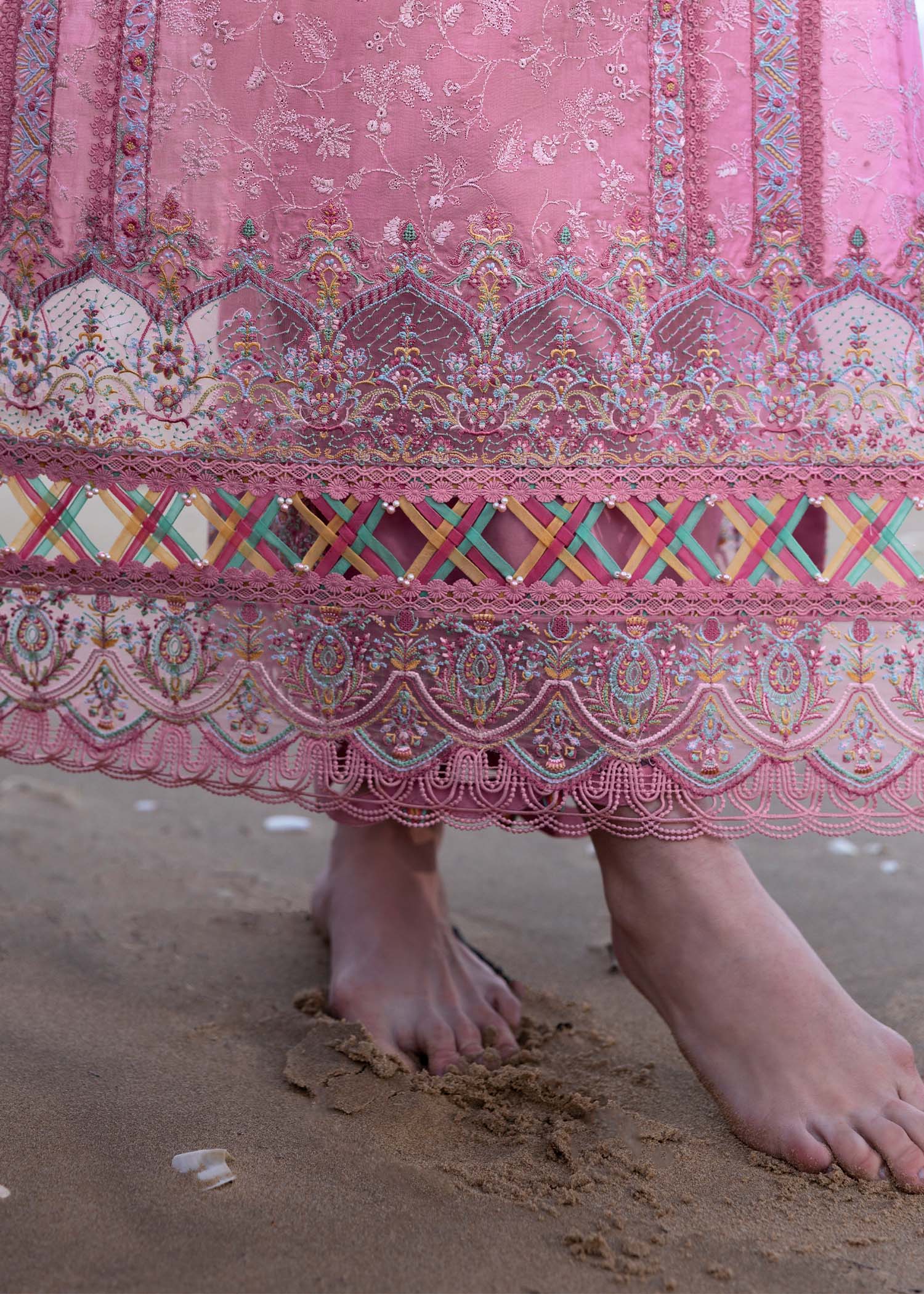 Kanwal Malik | Elysia Luxury Lawn 25 | Ariana