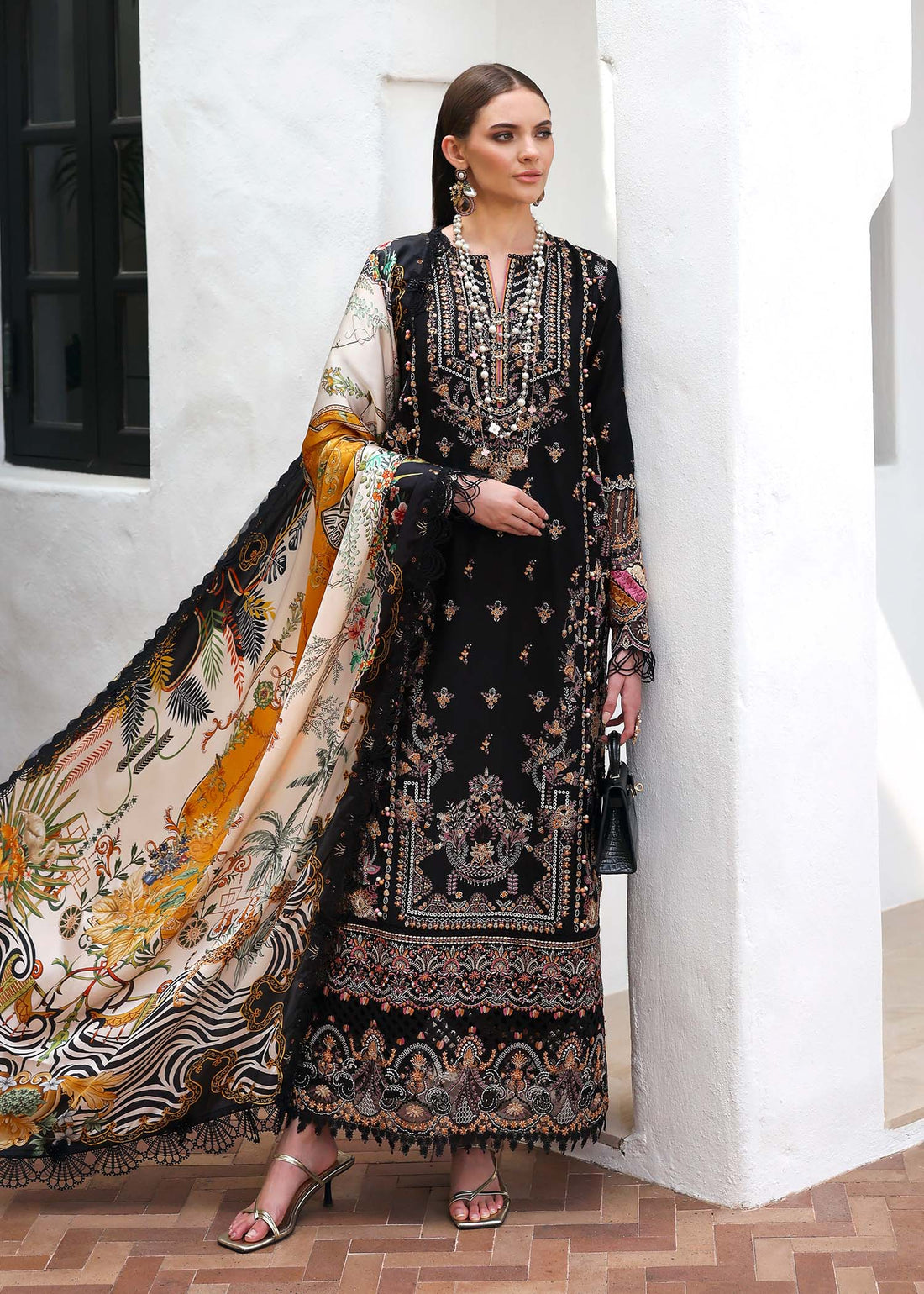 Kanwal Malik | Elysia Luxury Lawn 25 | Noire - House Of Anaya