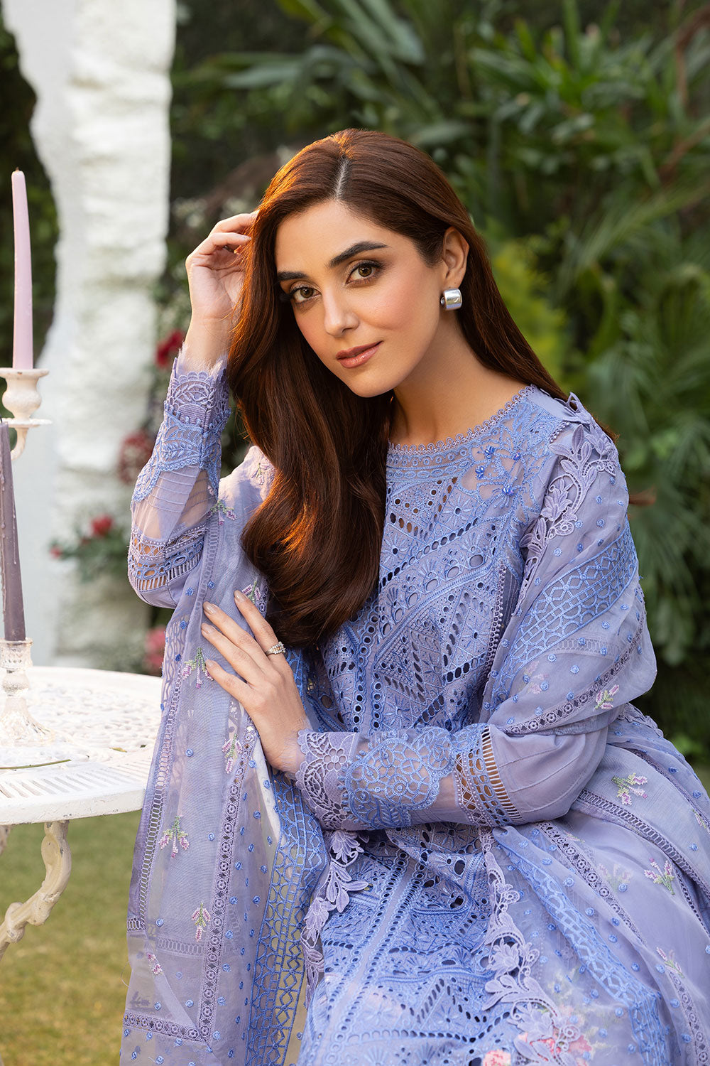 Sobia Nazir | Luxury Lawn 25 | 10B - House Of Zarish