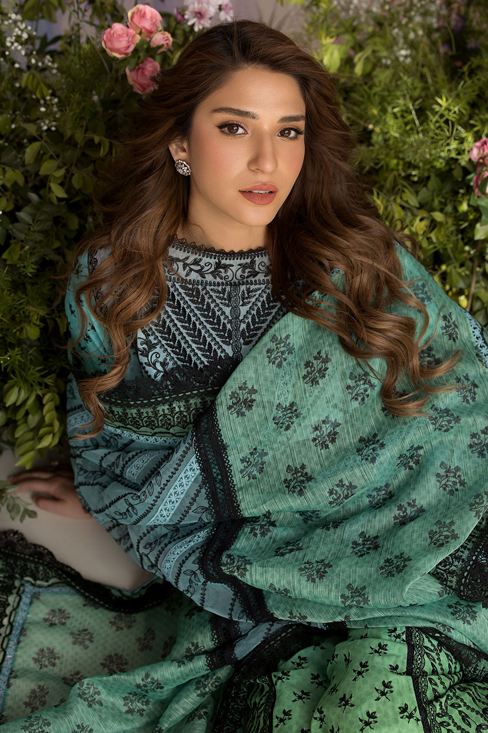Sobia Nazir | Luxury Lawn 25 | 12A - House Of Zarish