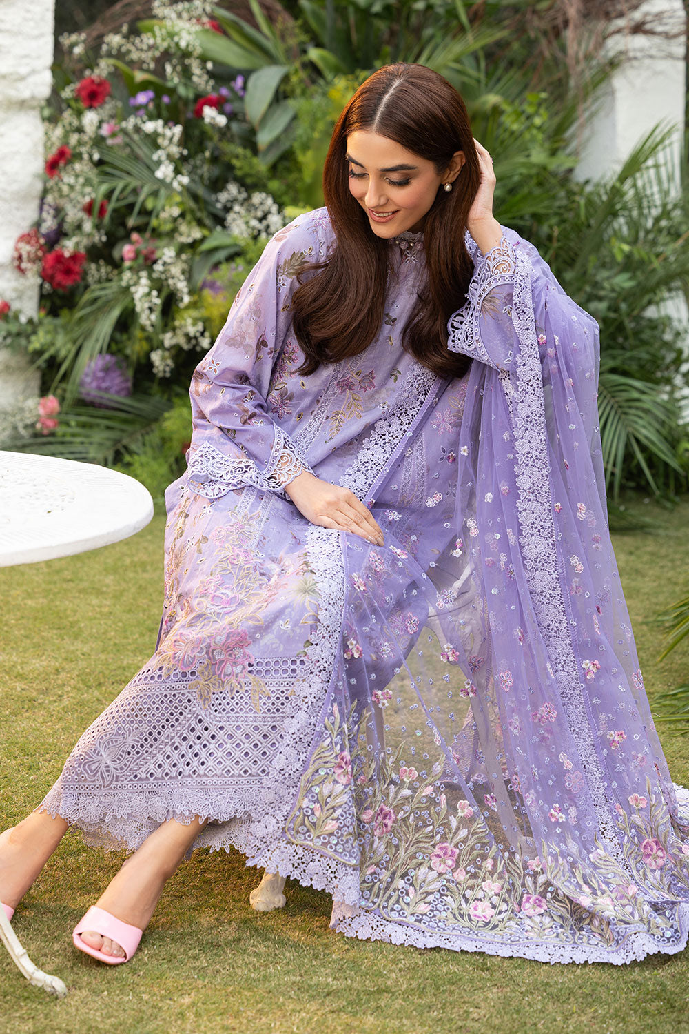 Sobia Nazir | Luxury Lawn 25 | 15A