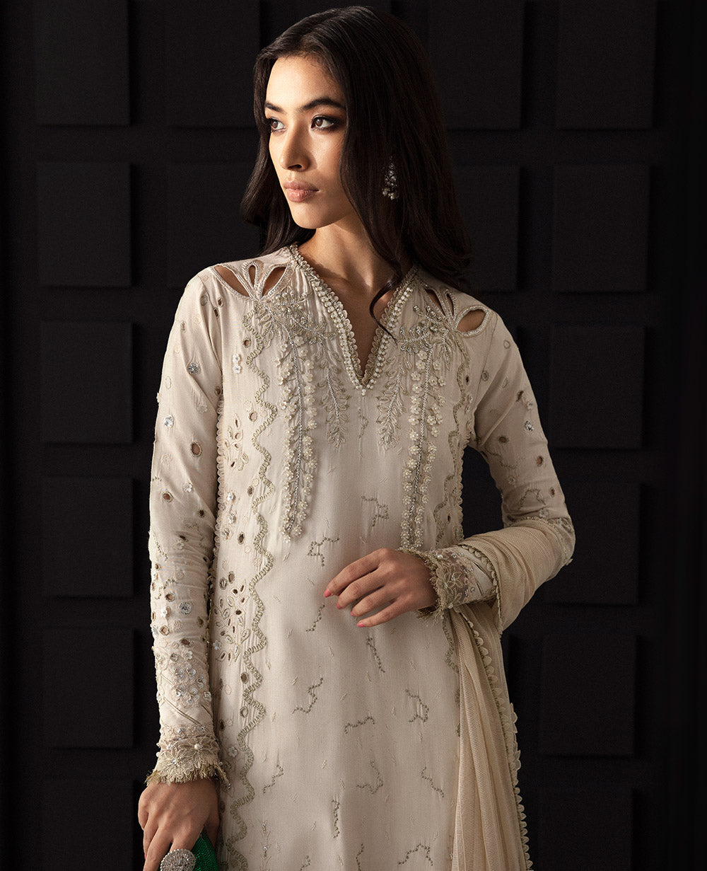 Republic Womenswear | Jeune Fille 24 | LF-163 - House Of Anaya