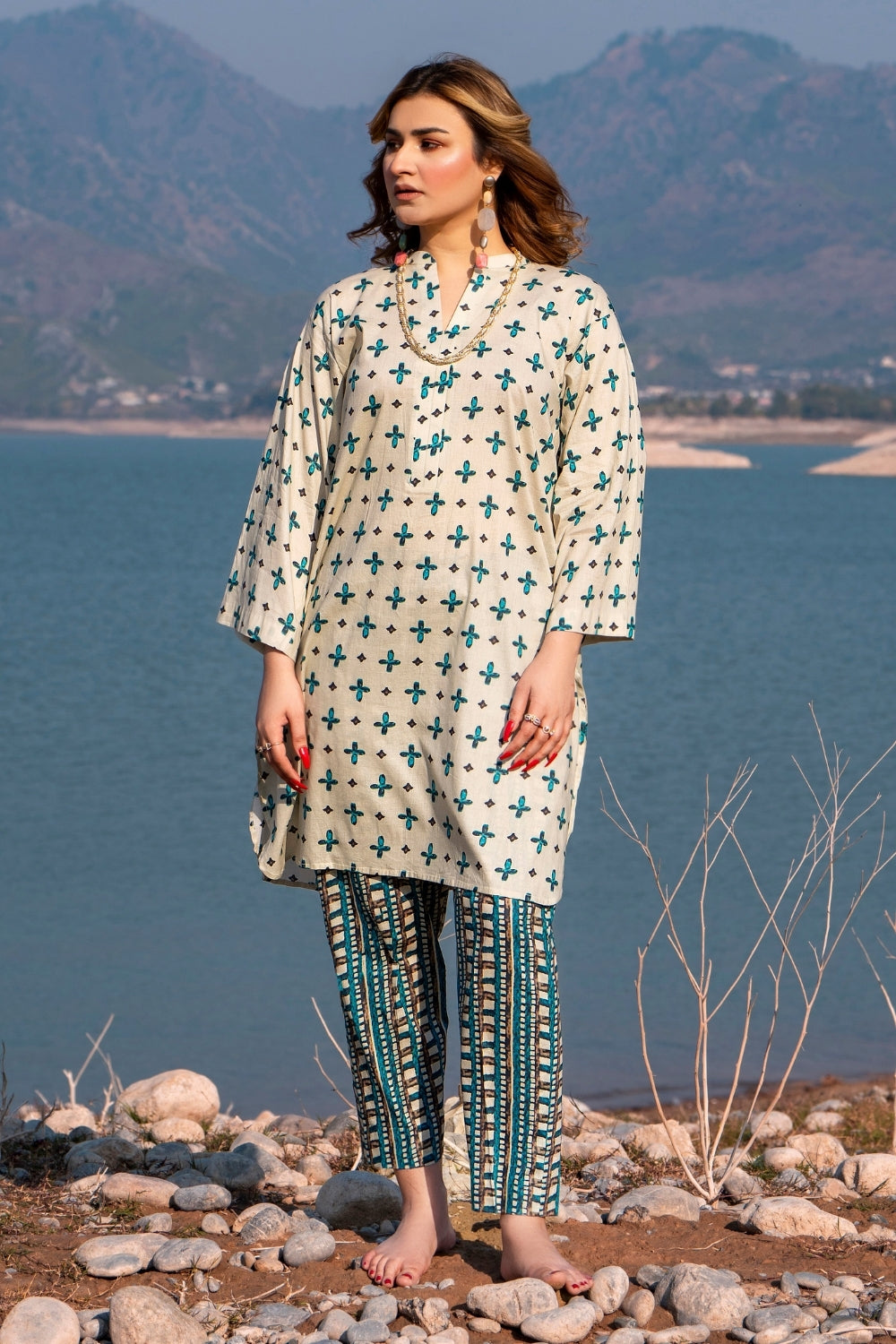 Ittehad | Embroidered Lawn | I-31 - House Of Anaya