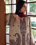 Republic Womenswear | Amaris Luxury Shawl 25 | Liora