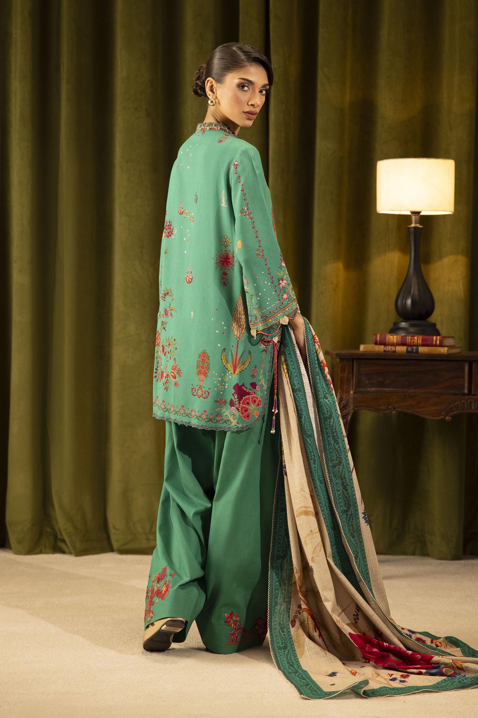 Sana Safinaz | Muzlin Winter 25 | 019B