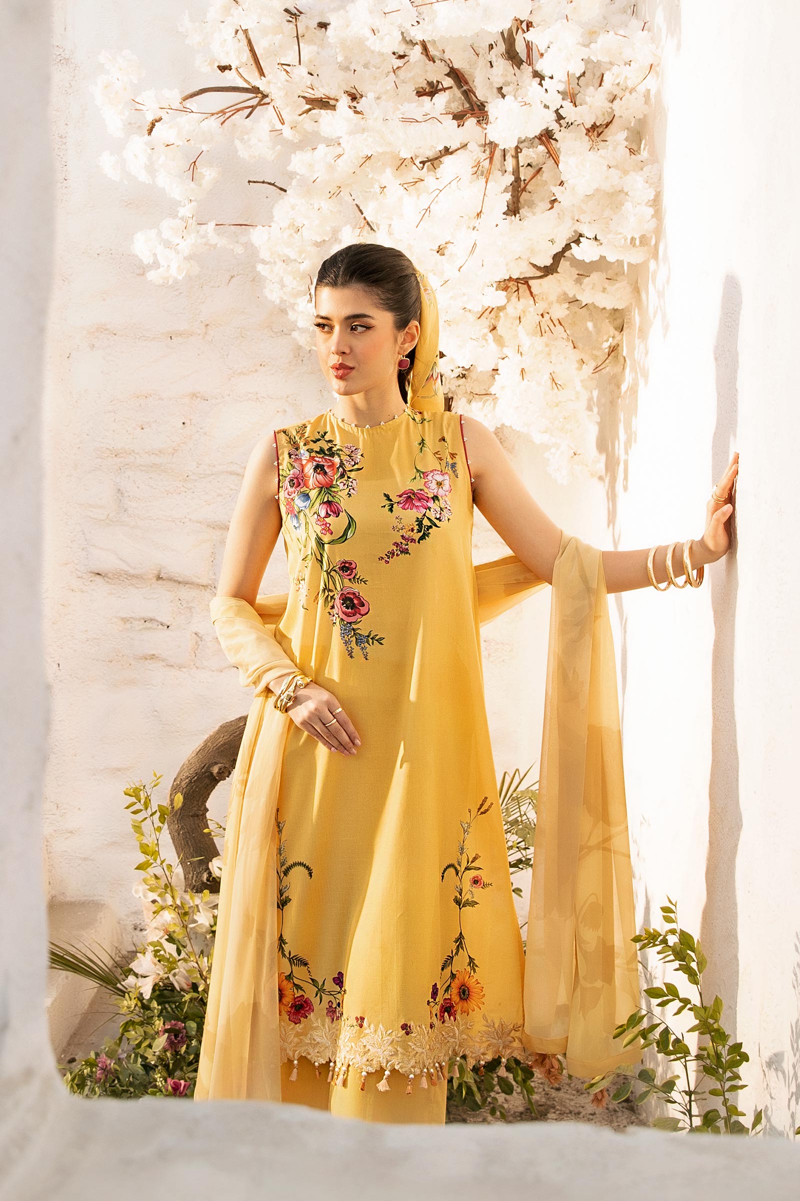 Maria B | M Basic Summer Lawn 25 | MB-CUS25-712A