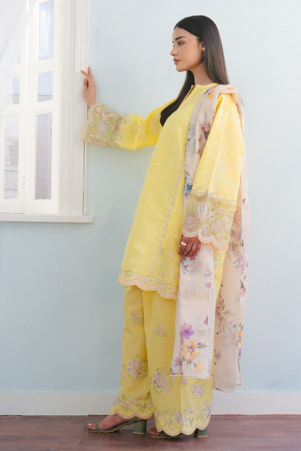 Zara Shahjahan | Coco Lawn 25 | MEADOW-8A - House Of Zarish