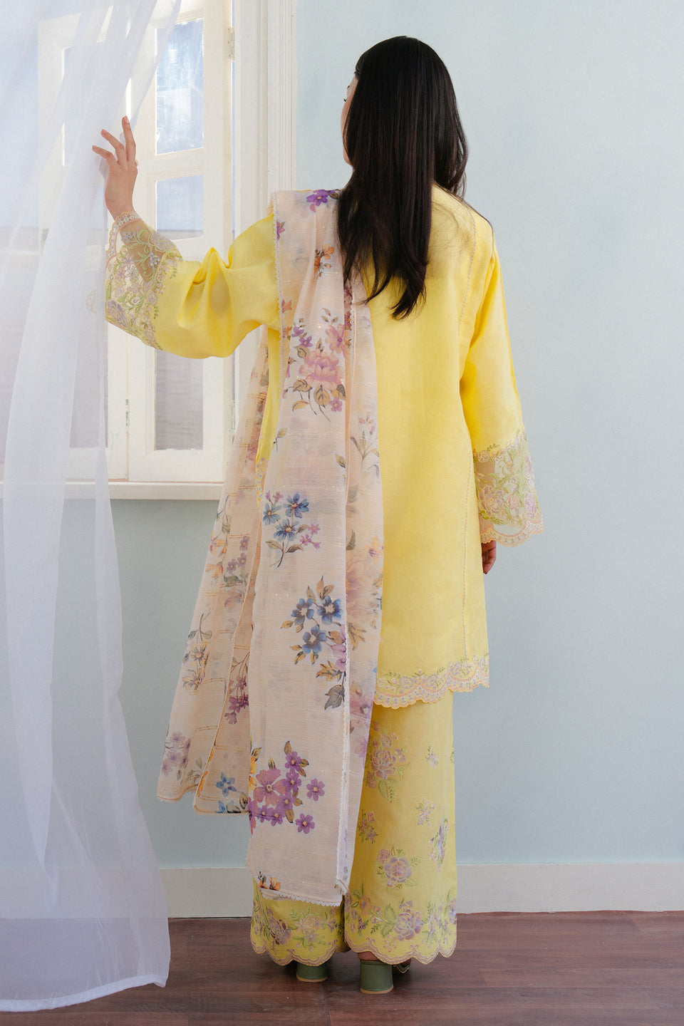 Zara Shahjahan | Coco Lawn 25 | MEADOW-8A - House Of Zarish