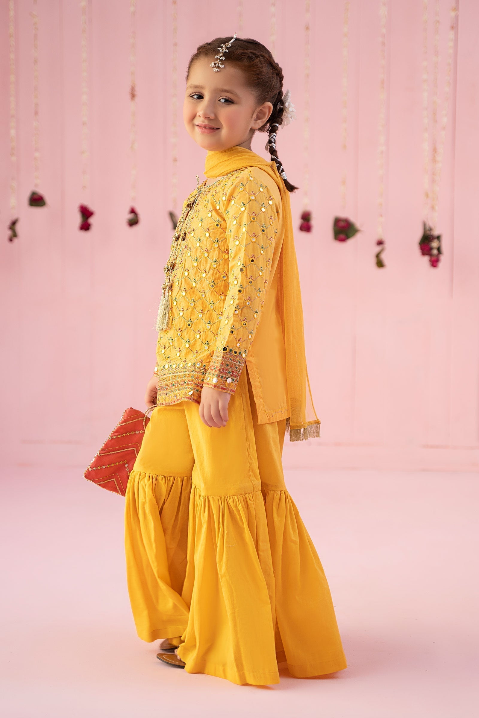 Maria B | 3 Piece Embroidered Lawn Suit | MKD-EF24-09 - House Of Zarish