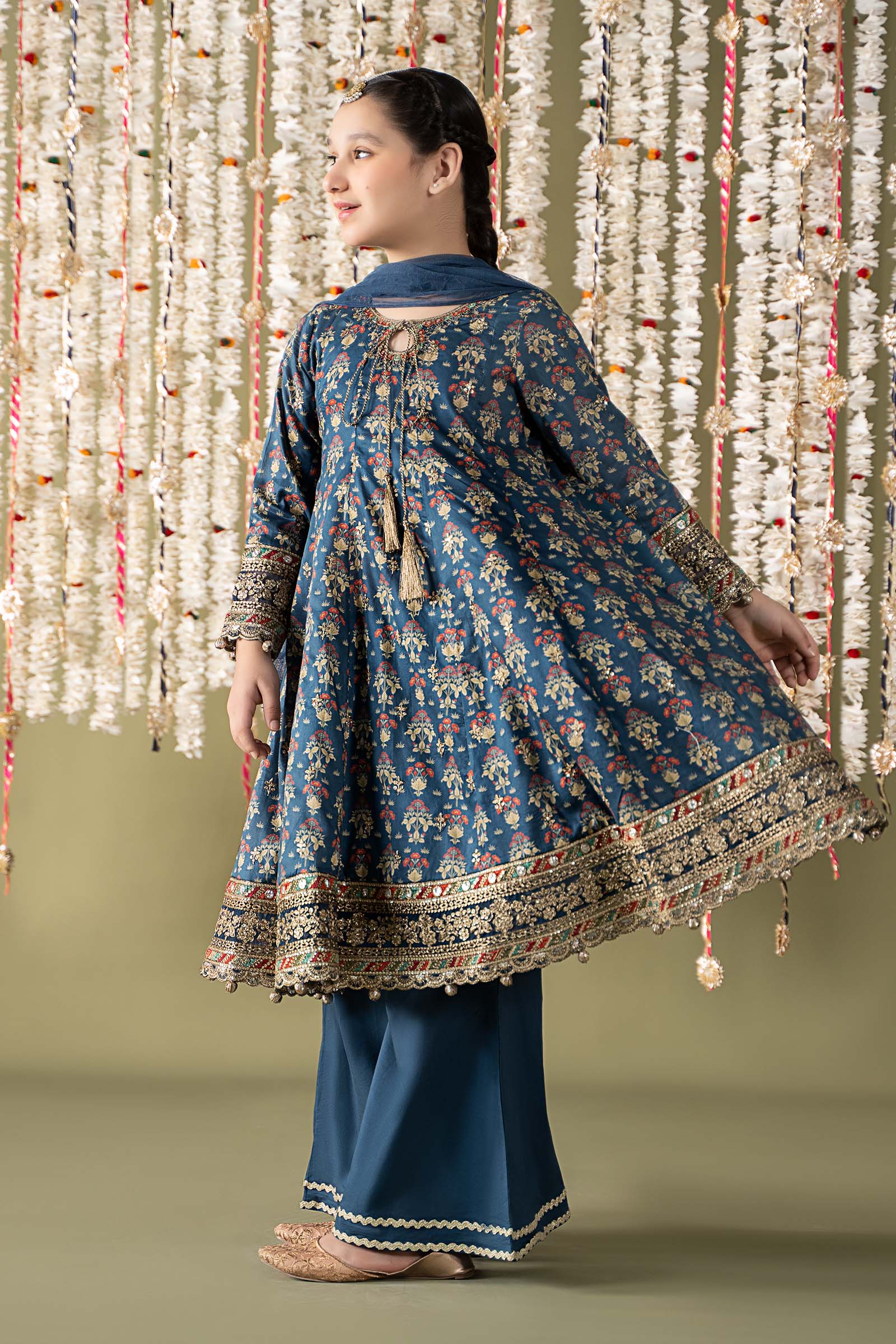 Maria B | 3 Piece Embroidered Lawn Suit | MKD-EF25-05 - House Of Zarish