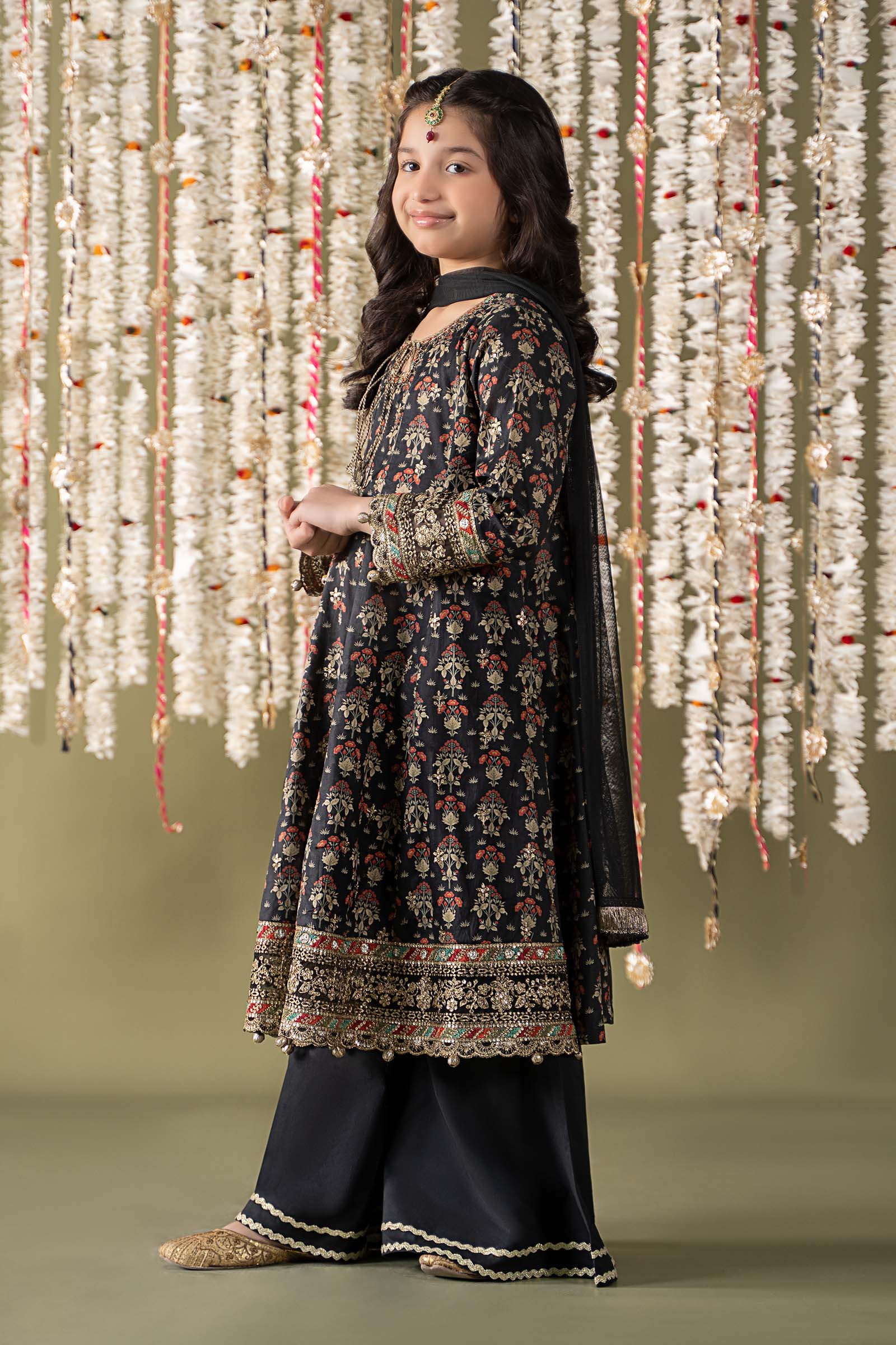 Maria B | 3 Piece Embroidered Lawn Suit | MKD-EF25-05 - House Of Zarish