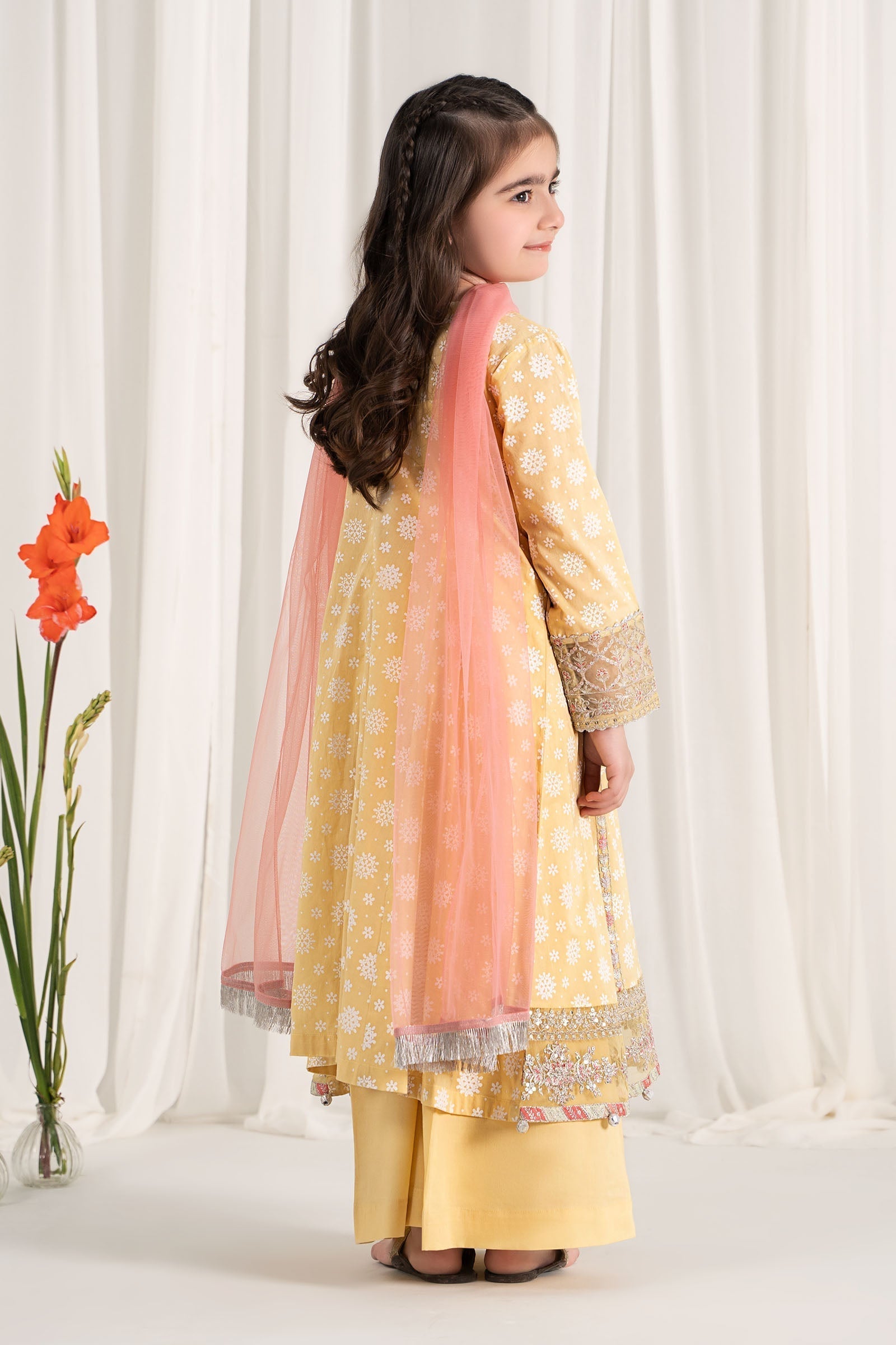 Maria B | 3 Piece Embroidered Lawn Suit | MKD-EF25-09 - House Of Zarish