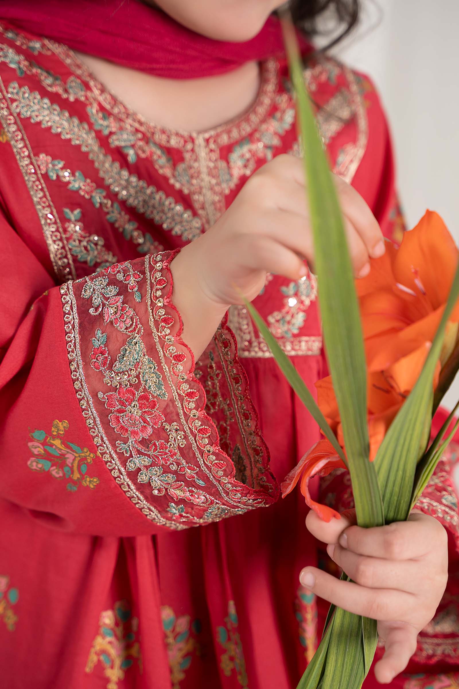 Maria B | 3 Piece Embroidered Lawn Suit | MKD-EF25-15 - House Of Zarish