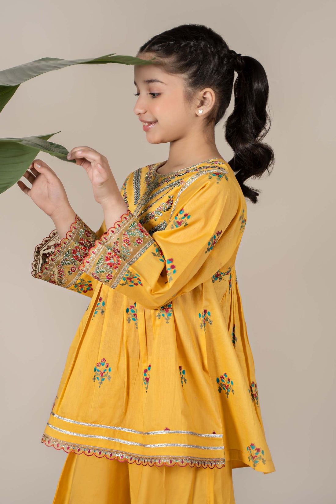 Maria B | 3 Piece Embroidered Lawn Suit | MKD-EF25-15 - House Of Zarish