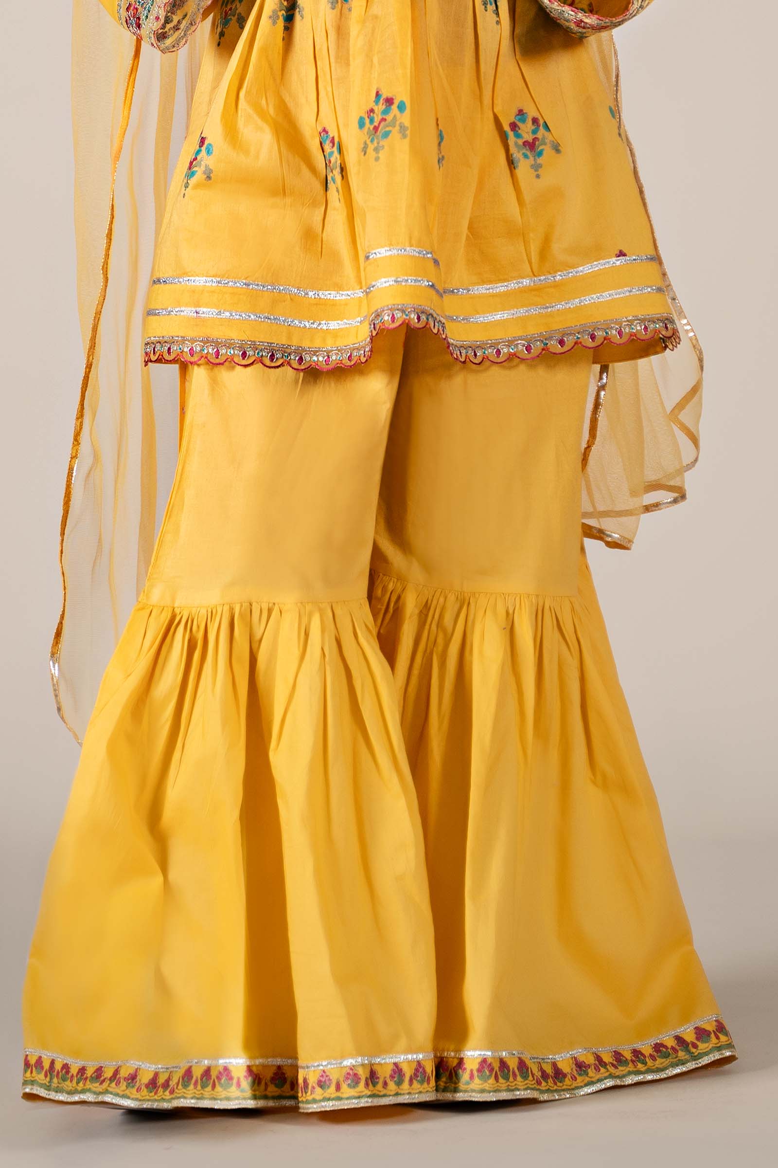 Maria B | 3 Piece Embroidered Lawn Suit | MKD-EF25-15 - House Of Zarish