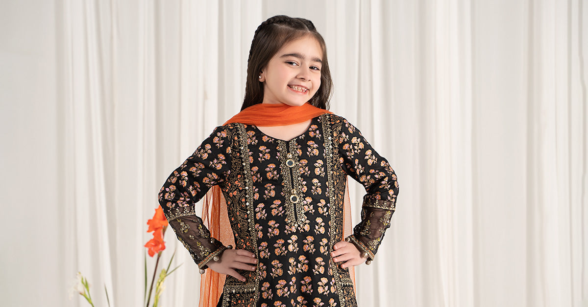 Maria B | 3 Piece Embroidered Lawn Suit | MKD-EF25-23 - House Of Zarish