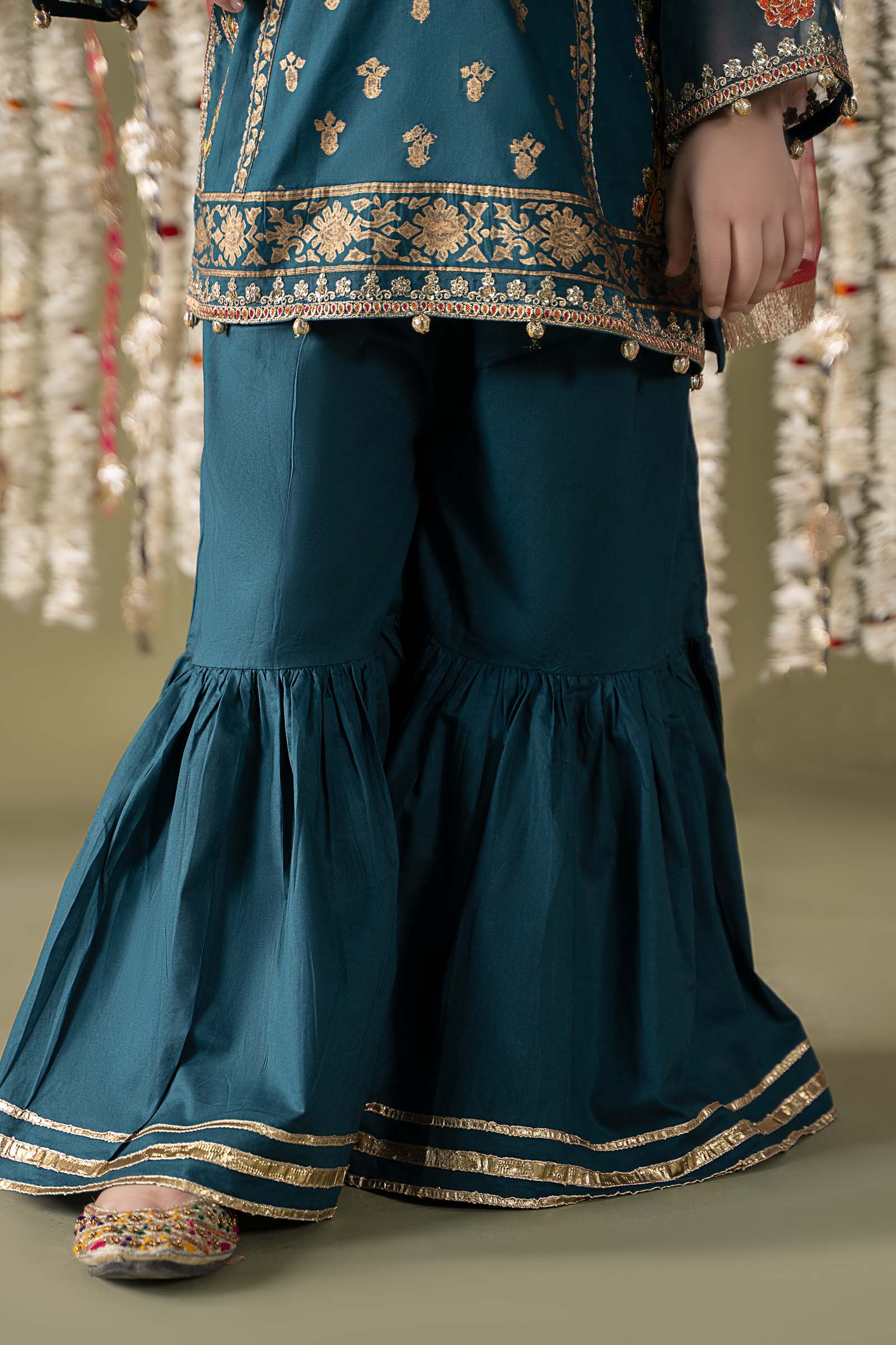 Maria B | 3 Piece Embroidered Lawn Suit | MKD-EF25-24 - Libasekhas