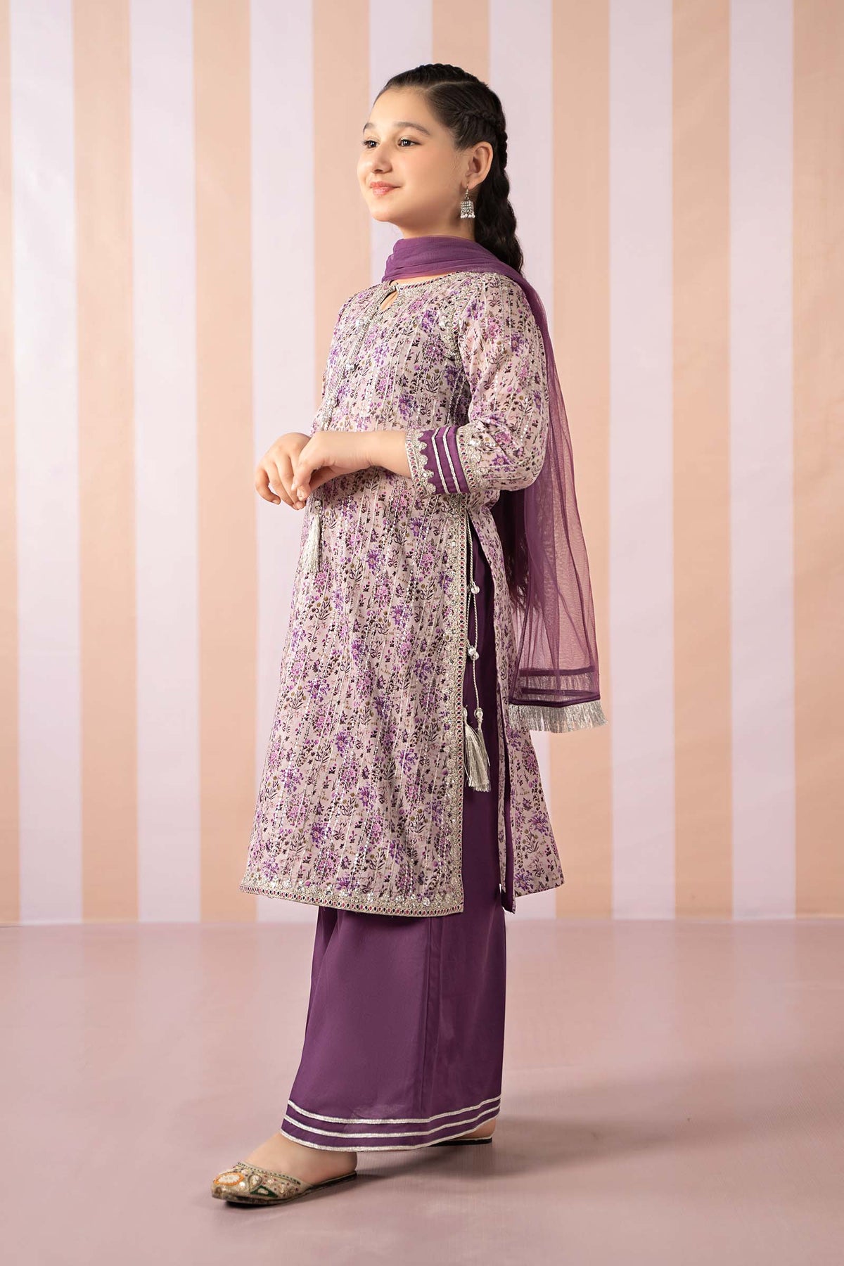 Maria B | 3 Piece Embroidered Lawn Suit | MKD-EF25-27 - Libasekhas