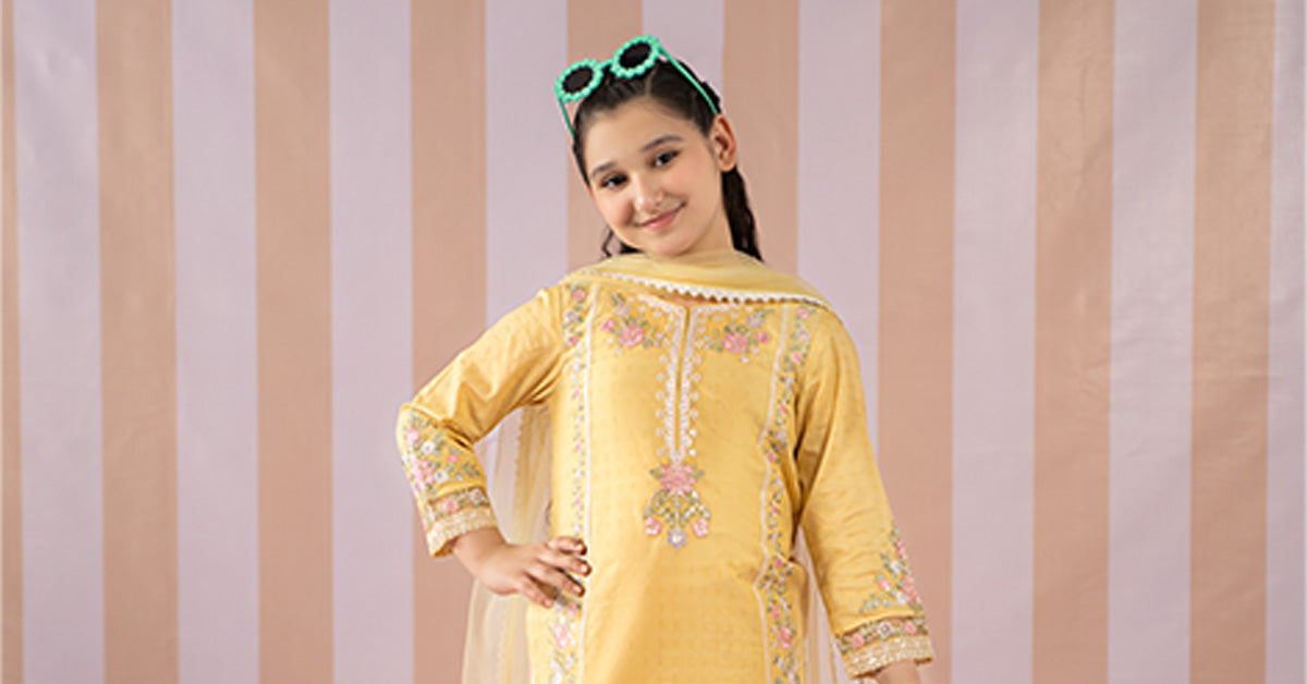 Maria B | 3 Piece Embroidered Dobby Lawn Suit | MKD-EF25-50 - House Of Zarish