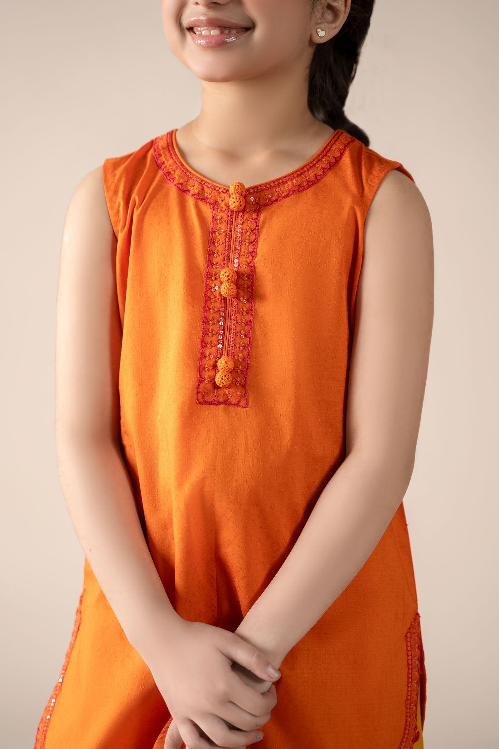 Maria B | 3 Piece Embroidered Dobby Lawn Suit | MKD-EF25-54 - Libasekhas