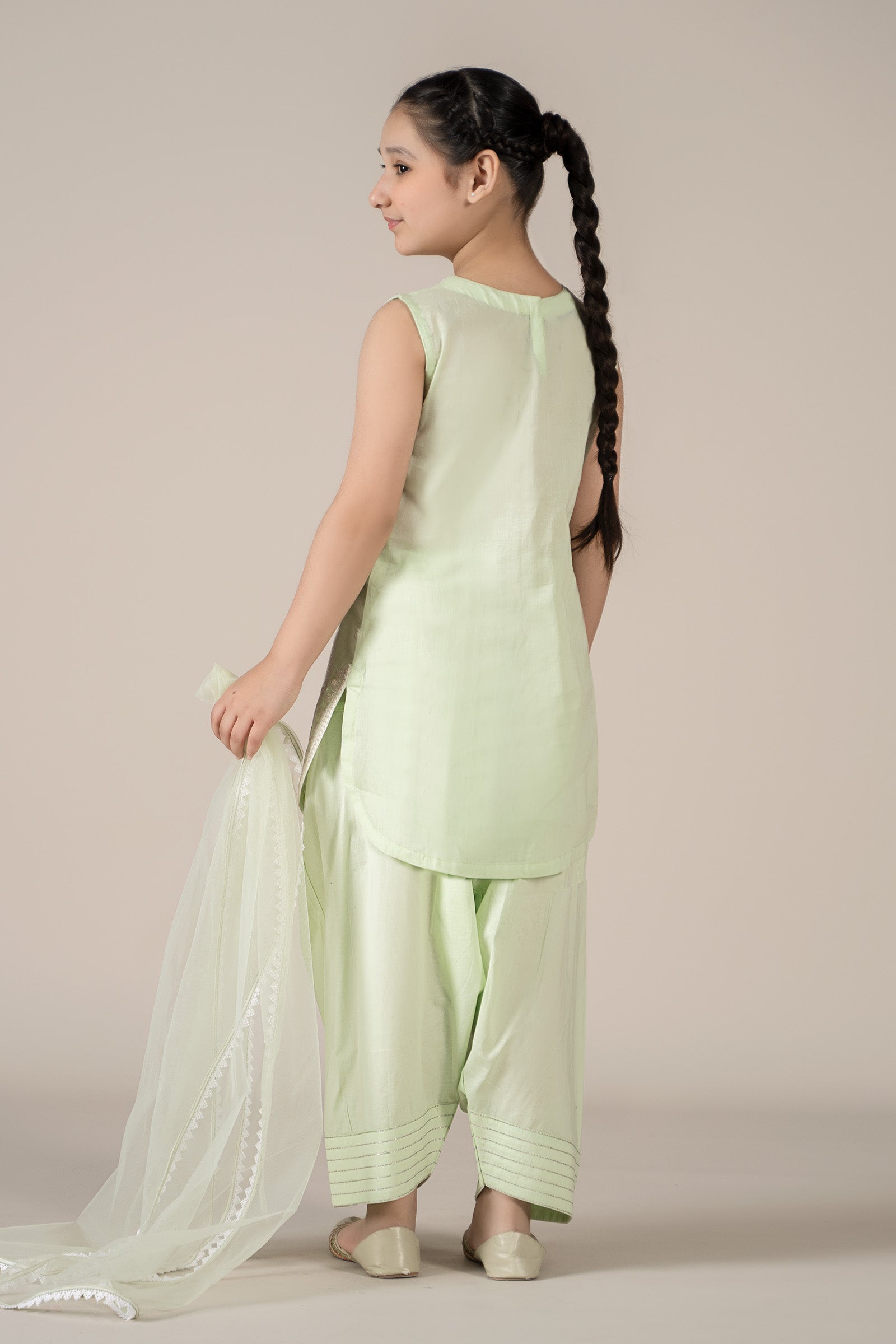 Maria B | 3 Piece Embroidered Lawn Suit | MKD-EF25-60 - House Of Zarish