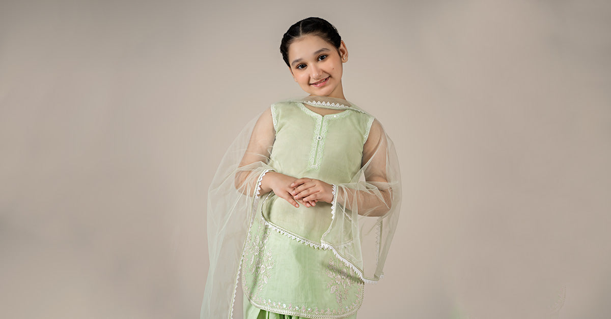 Maria B | 3 Piece Embroidered Lawn Suit | MKD-EF25-60 - Libasekhas