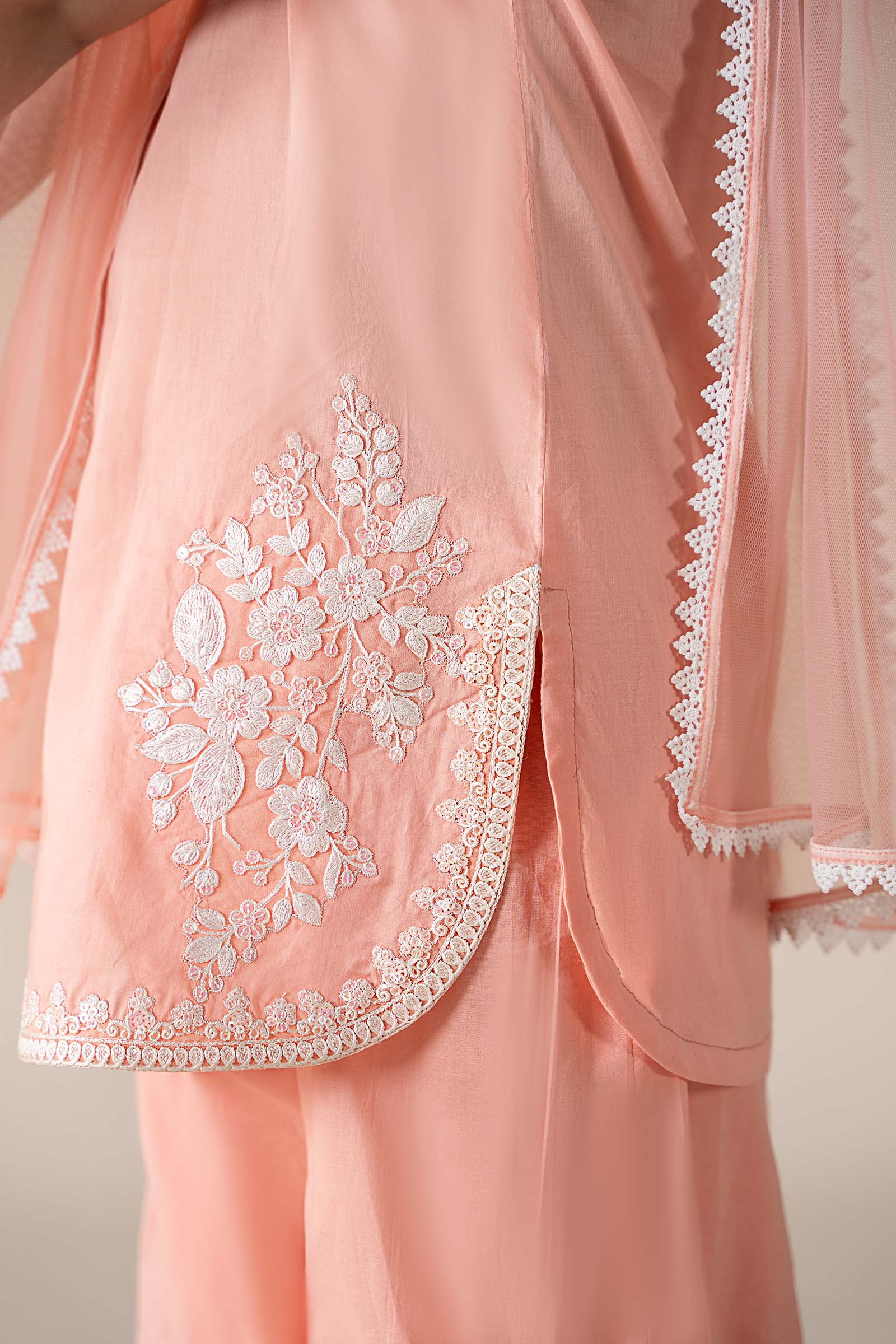 Maria B | 3 Piece Embroidered Lawn Suit | MKD-EF25-60 - Libasekhas