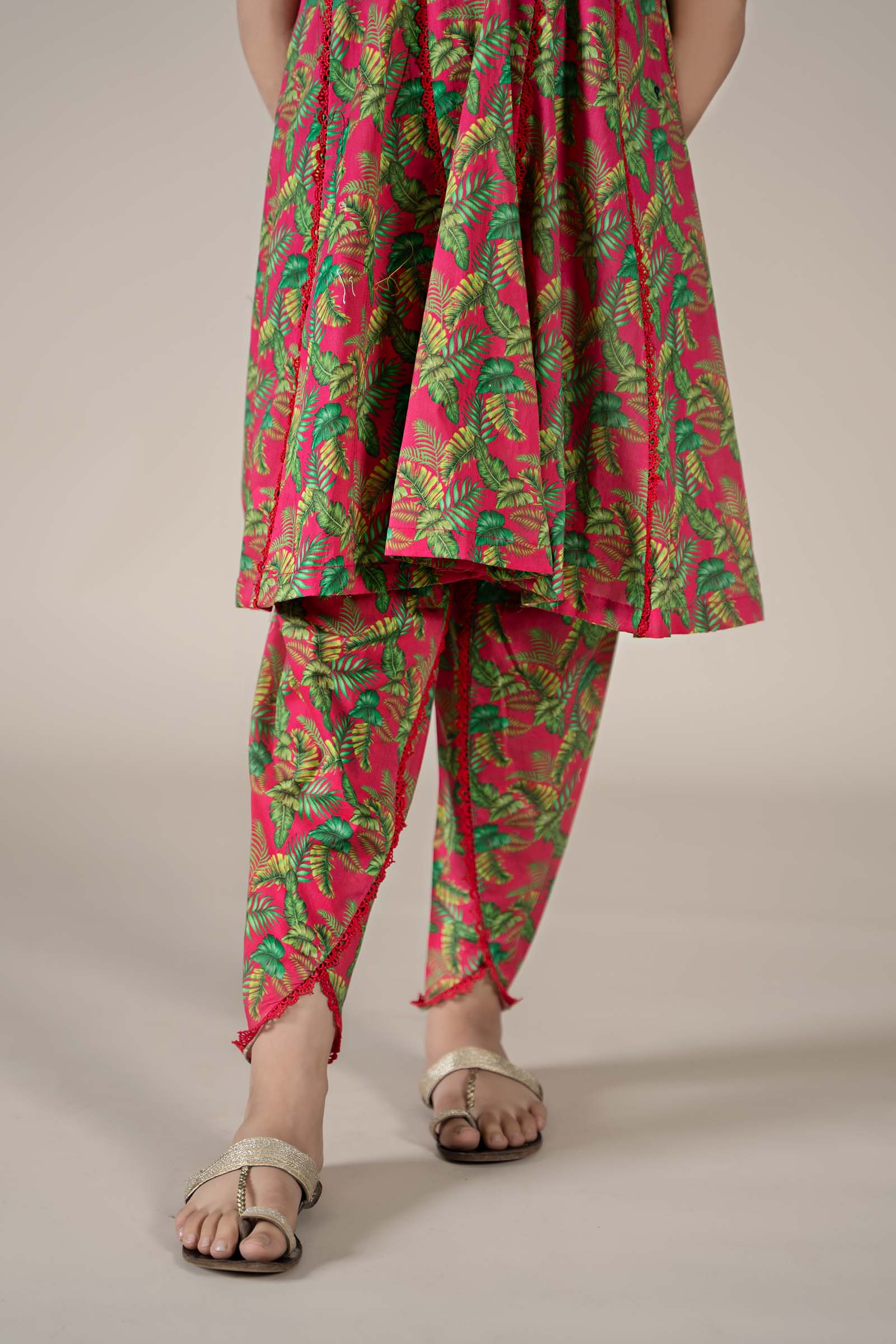 Maria B | 2 Piece Printed Lawn Suit | MKD-EF25-68 - Libasekhas