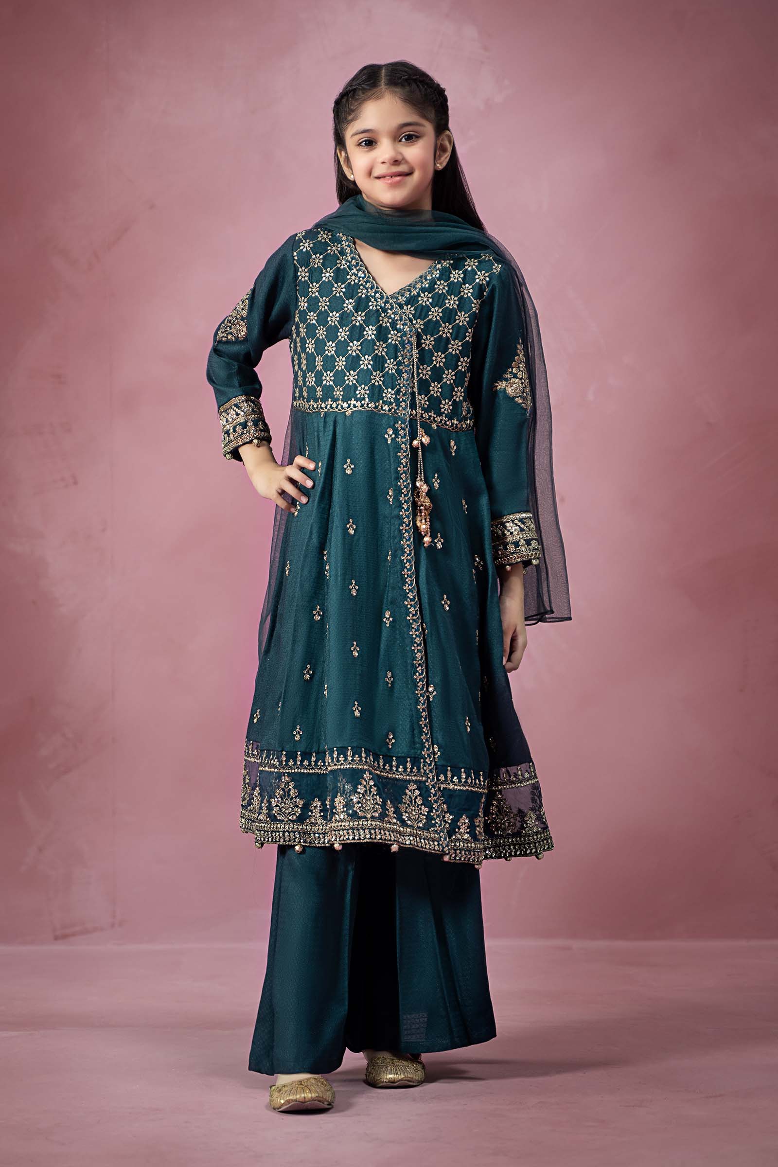 Maria B | 3 Piece Embroidered Linen Suit | MKD-W24-02 - Libasekhas