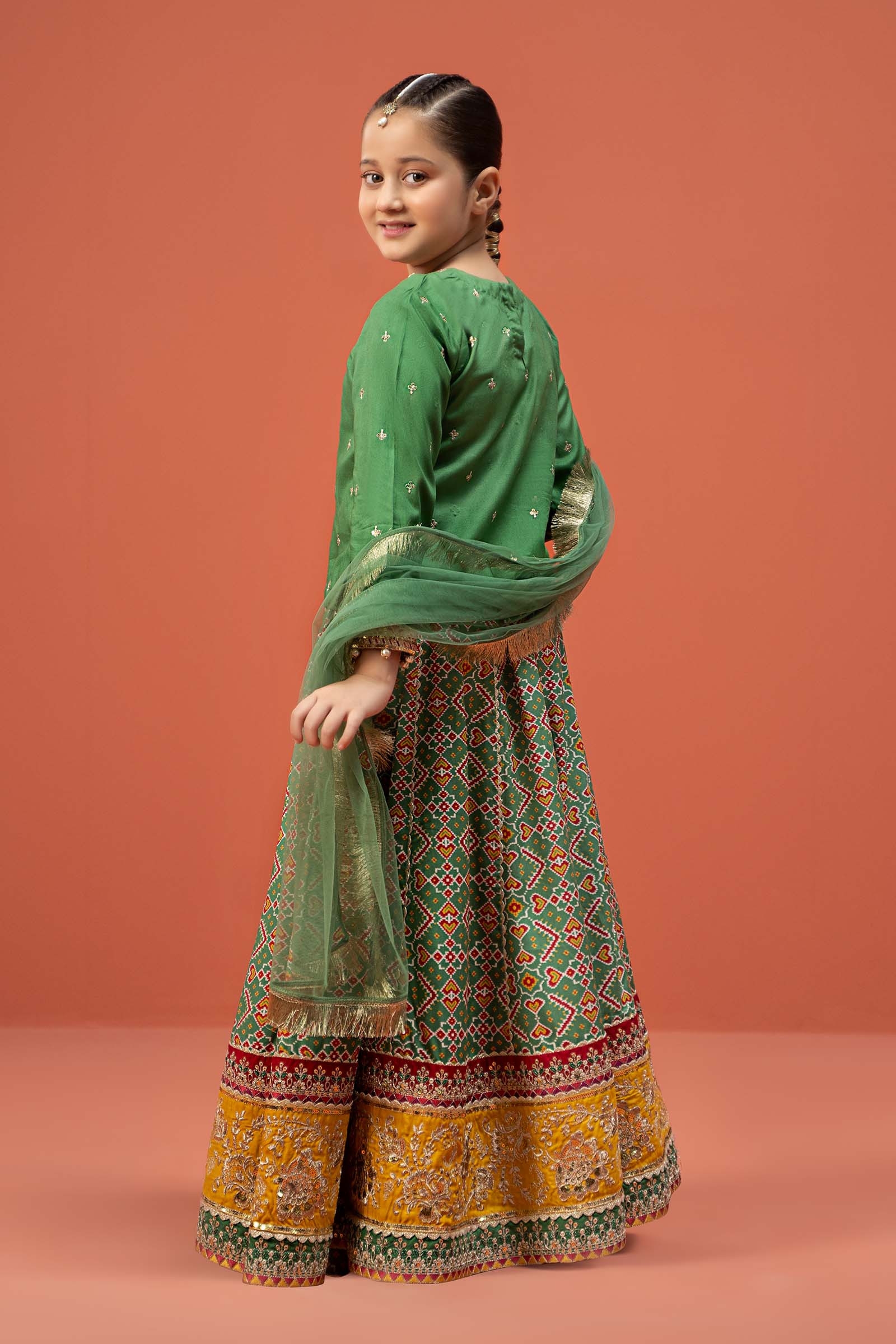 Maria B | 3 Piece Embroidered Linen Suit | MKD-W24-04 - House Of Zarish