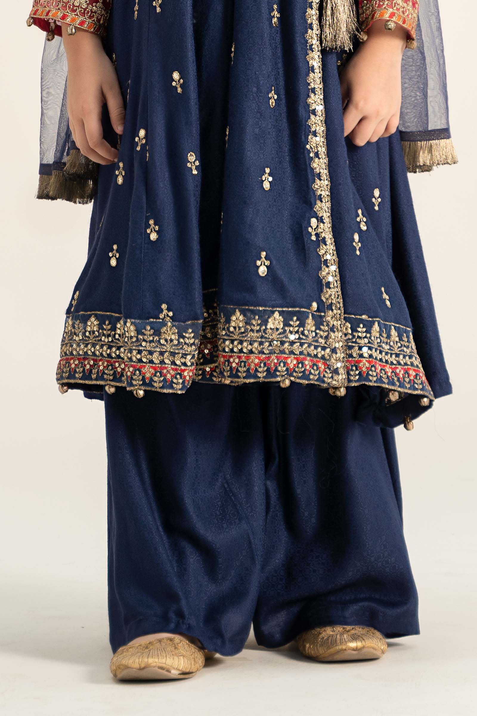 Maria B | 3 Piece Embroidered Linen Suit | MKD-W24-08 - Libasekhas