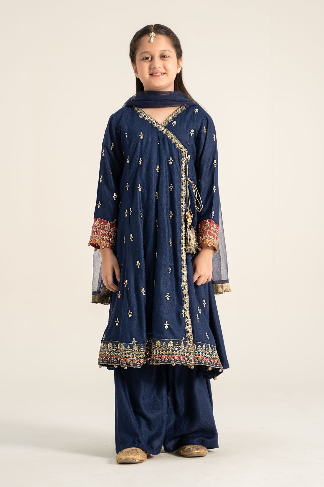 Maria B | 3 Piece Embroidered Linen Suit | MKD-W24-08 - House Of Zarish