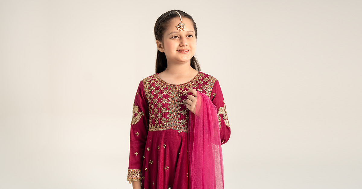 Maria B | 3 Piece Embroidered Linen Suit | MKD-W24-18 - Libasekhas