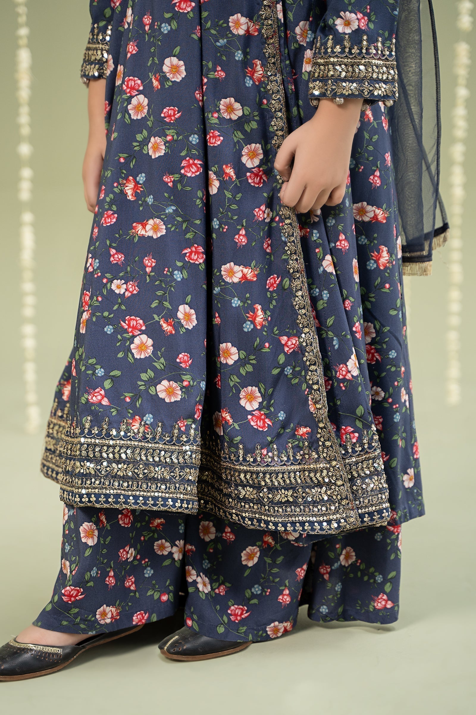 Maria B | 3 Piece Printed Linen Suit | MKD-W24-26 - House Of Zarish