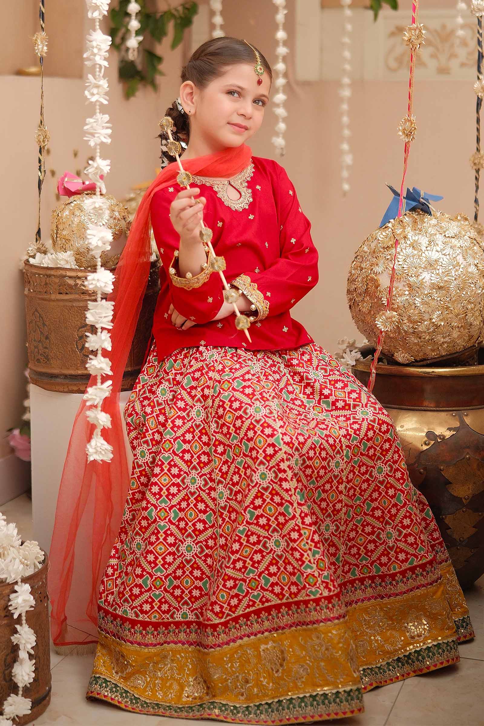 Maria B | 3 Piece Embroidered Linen Suit | MKD-W24-04 - House Of Zarish