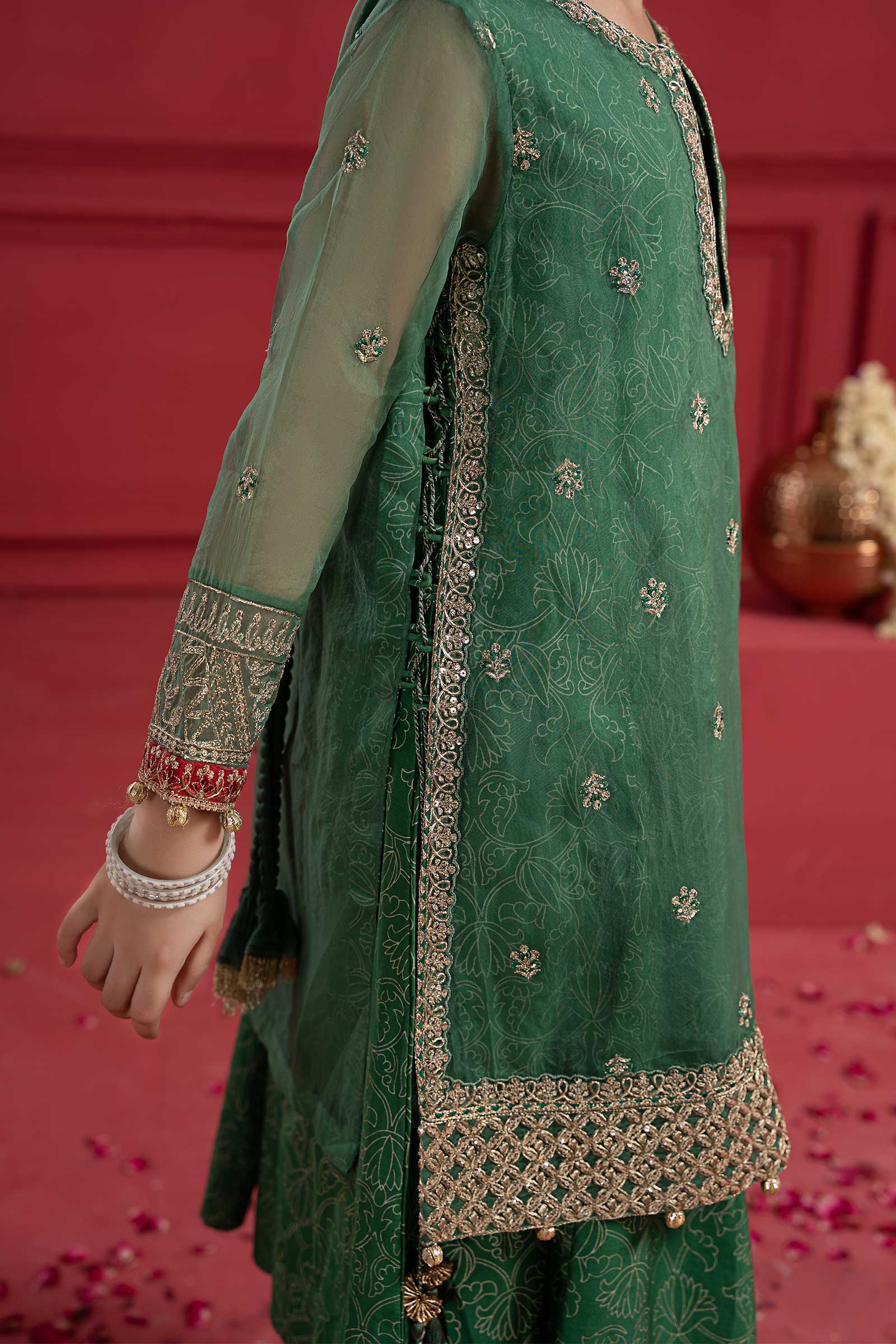 Maria B | Suit Green MKS-W23-21 - House Of Zarish