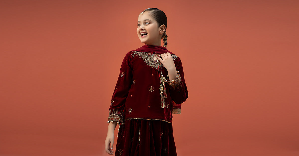 Maria B | 3 Piece Embroidered Velvet Suit | MKS-W24-14 - Libasekhas