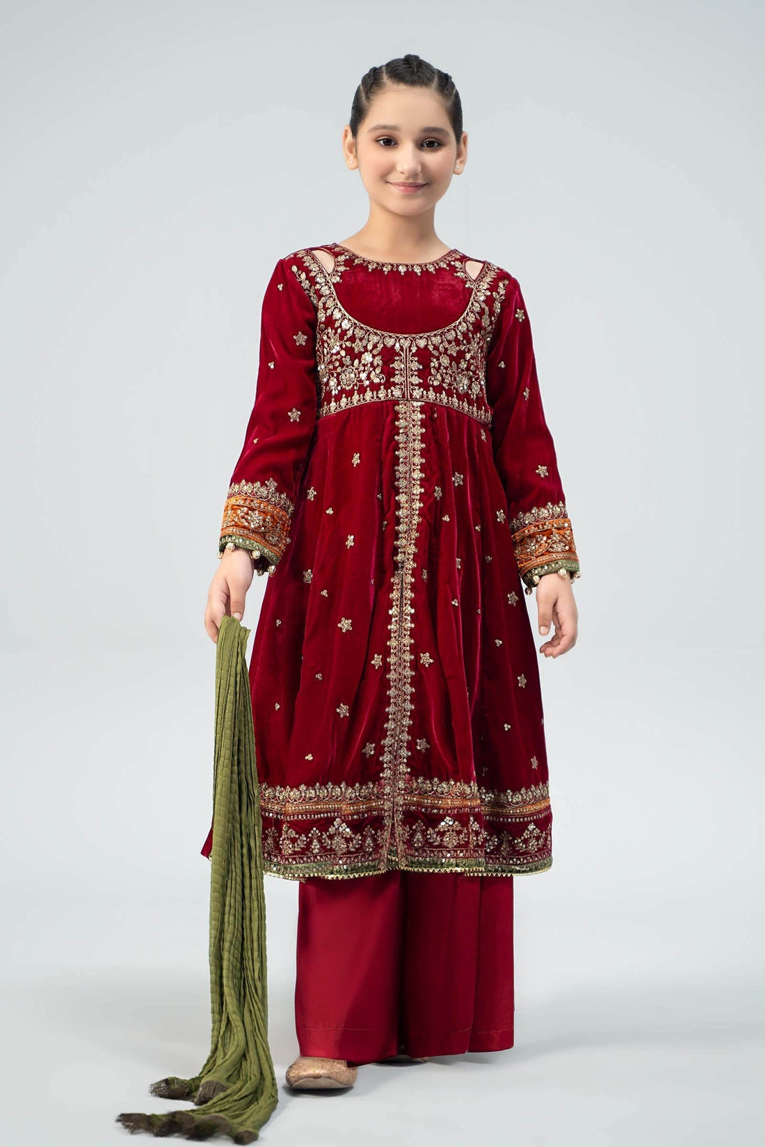 Maria B | 3 Piece Embroidered Velvet Suit | MKS-W24-17 - House Of Zarish